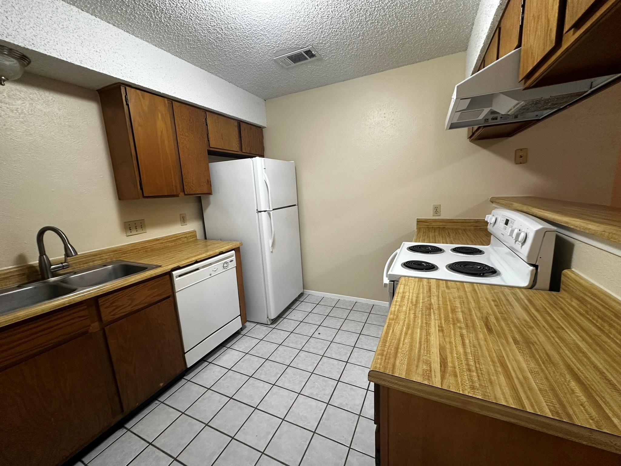 7513 Saint Amant Pl #a Property Photo 6