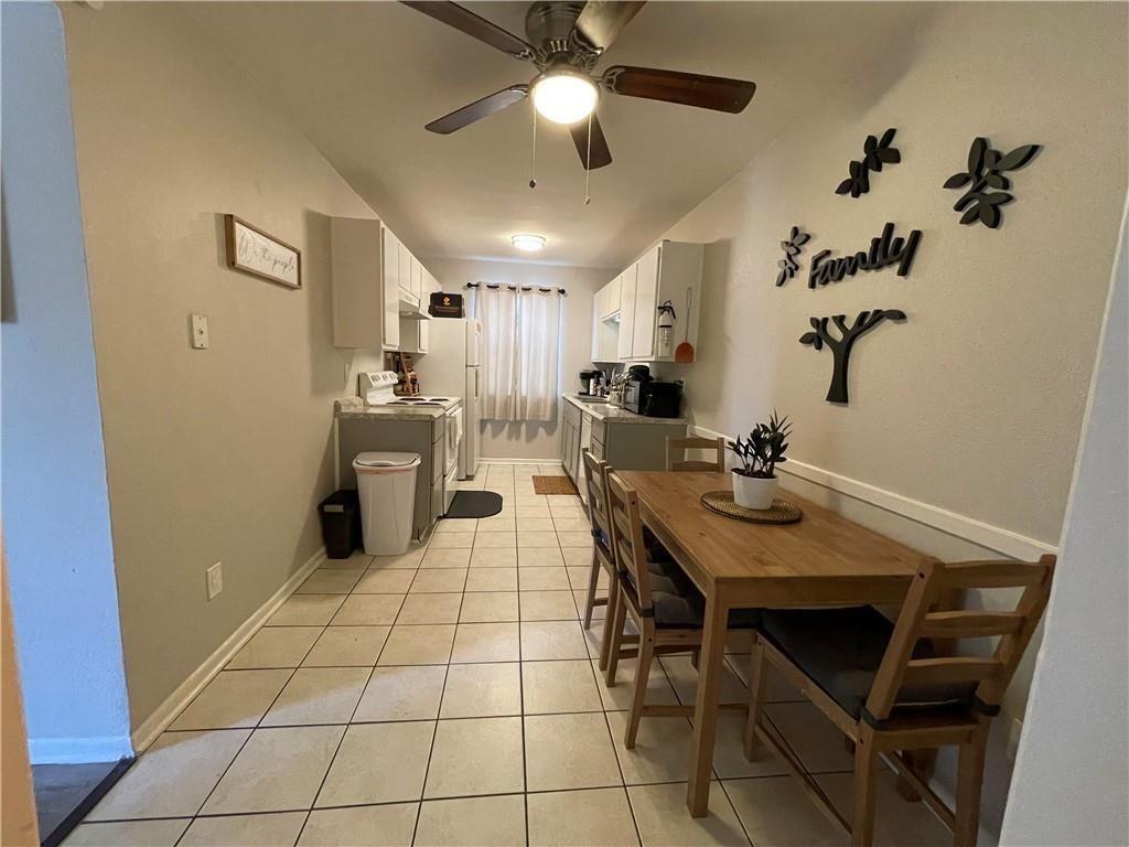 4302 Lake Rd 4 Property Photo 2
