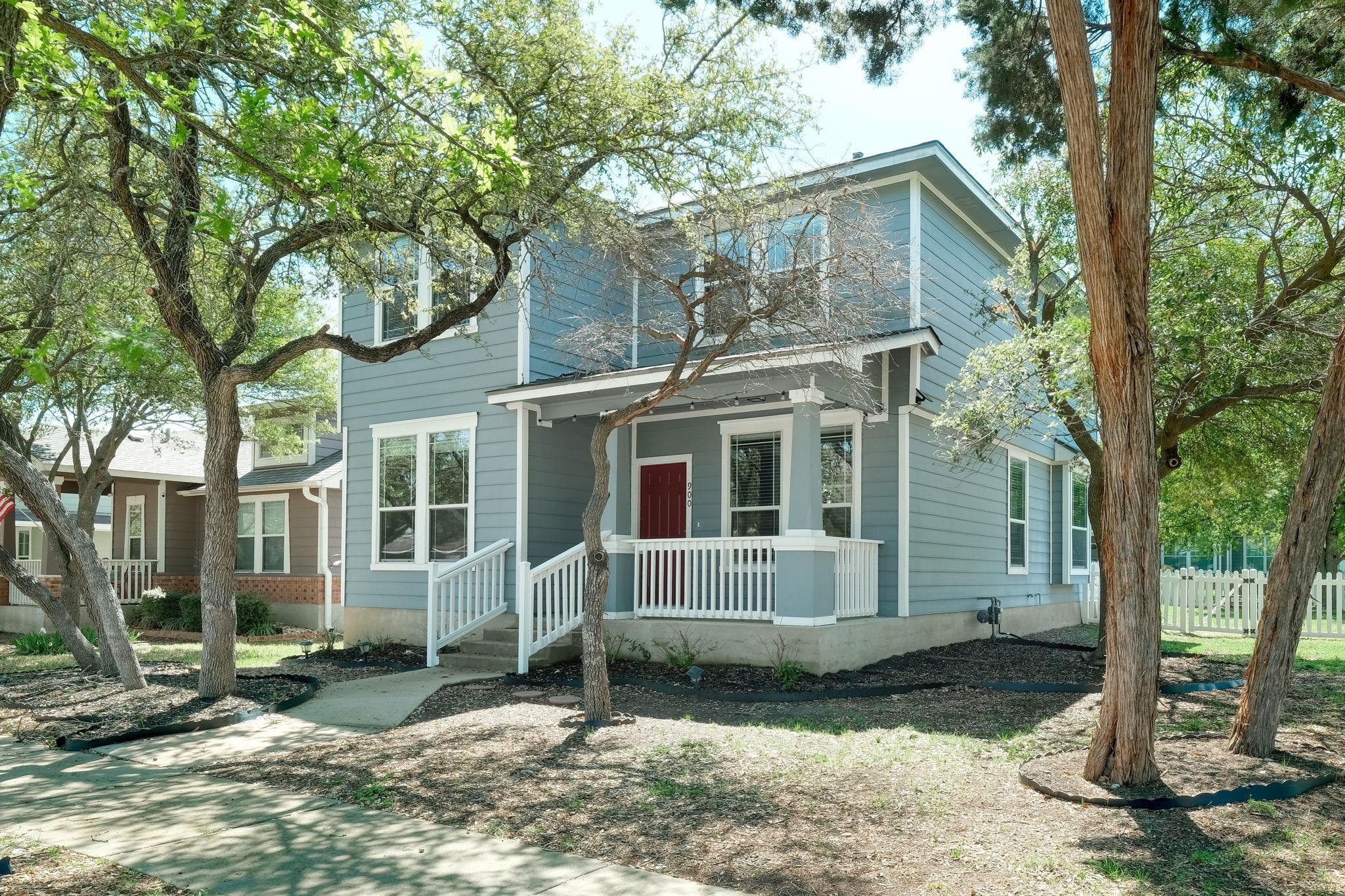 900 Bogart Rd Property Photo