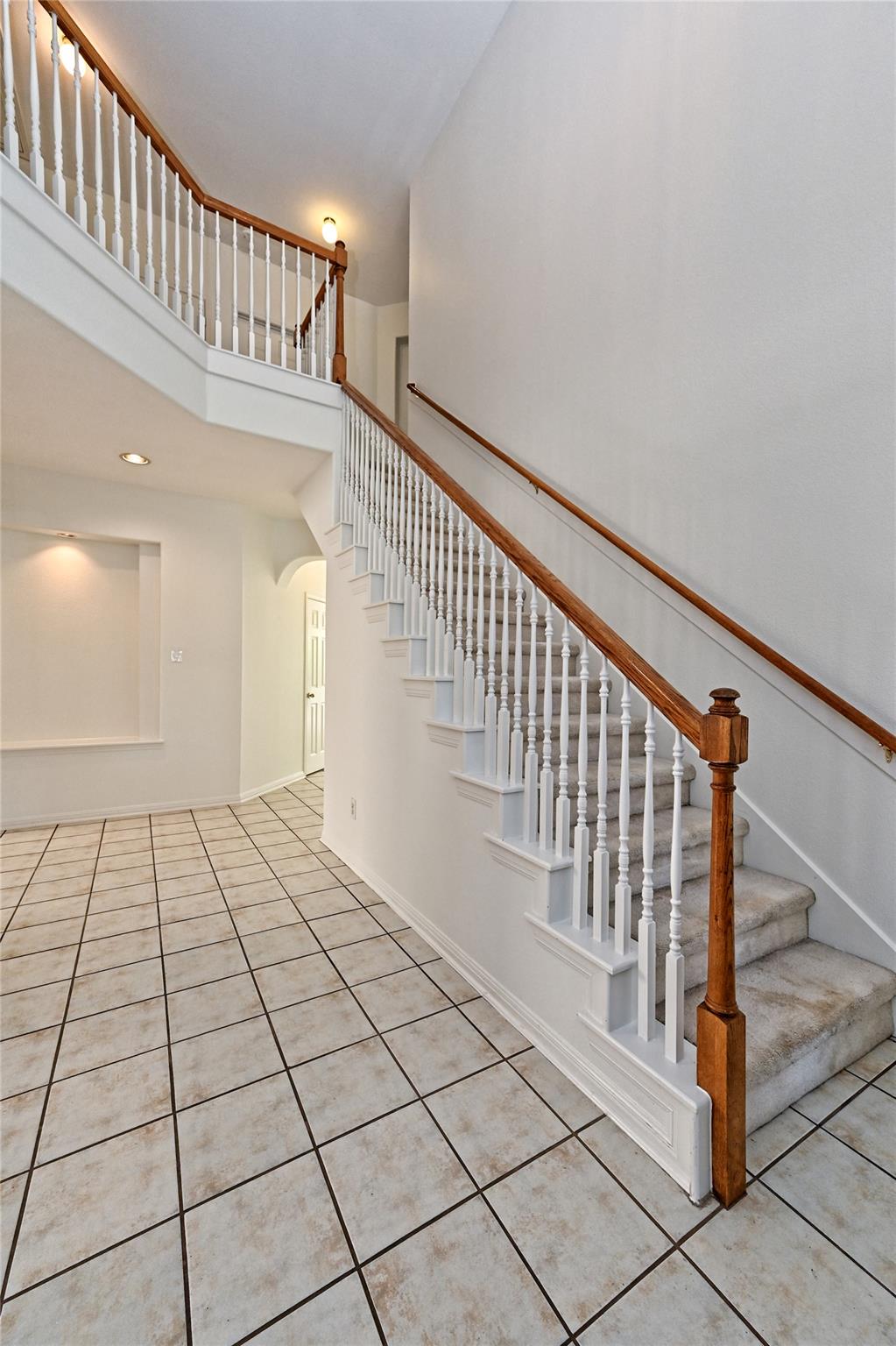 5704 Trelawney Ln Property Photo 8