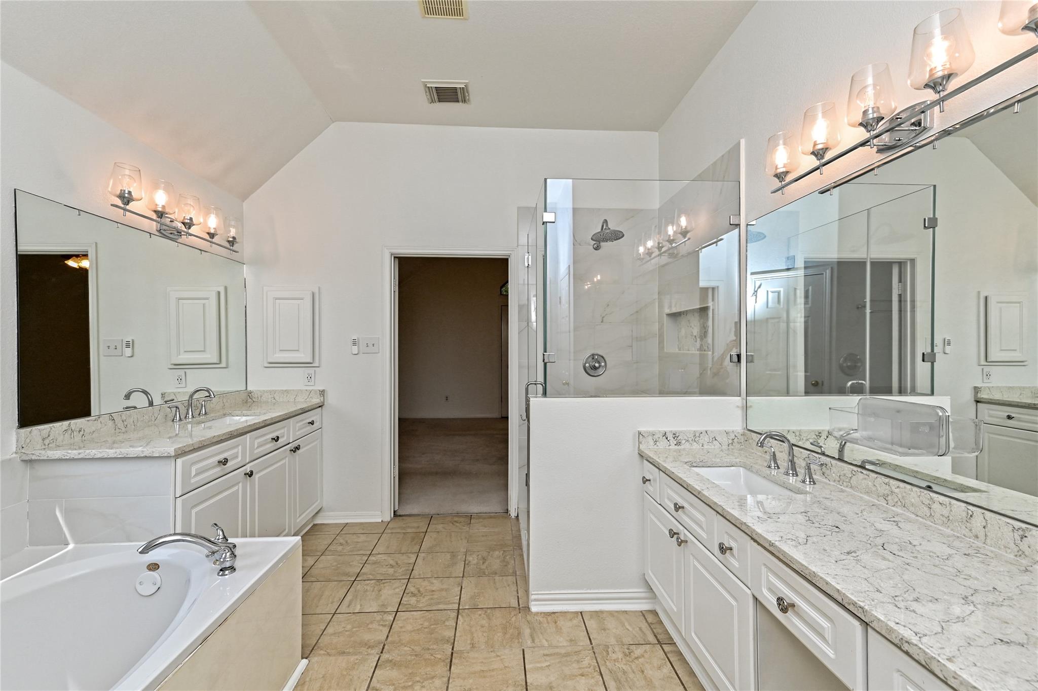5704 Trelawney Ln Property Photo 22