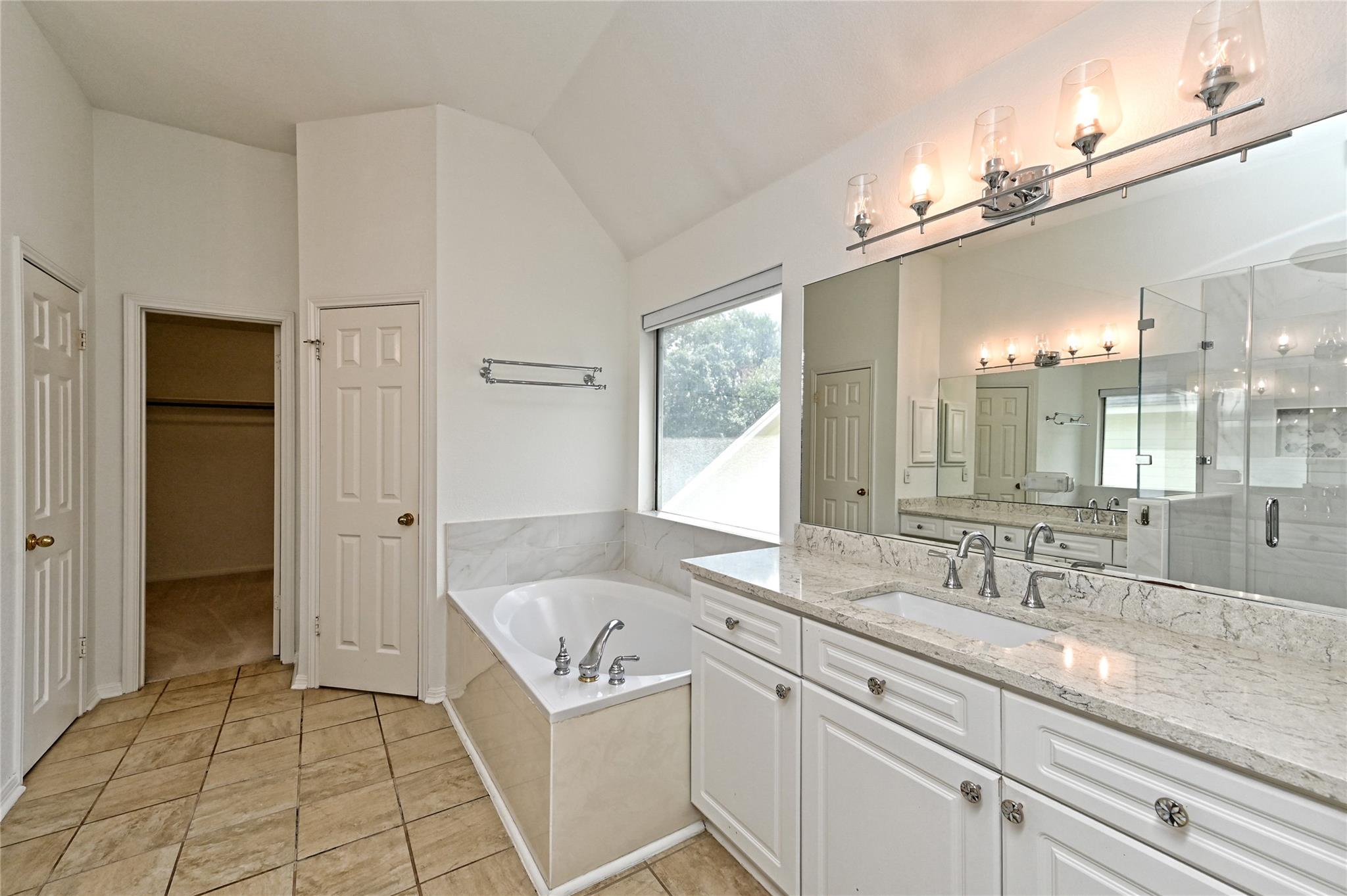 5704 Trelawney Ln Property Photo 23