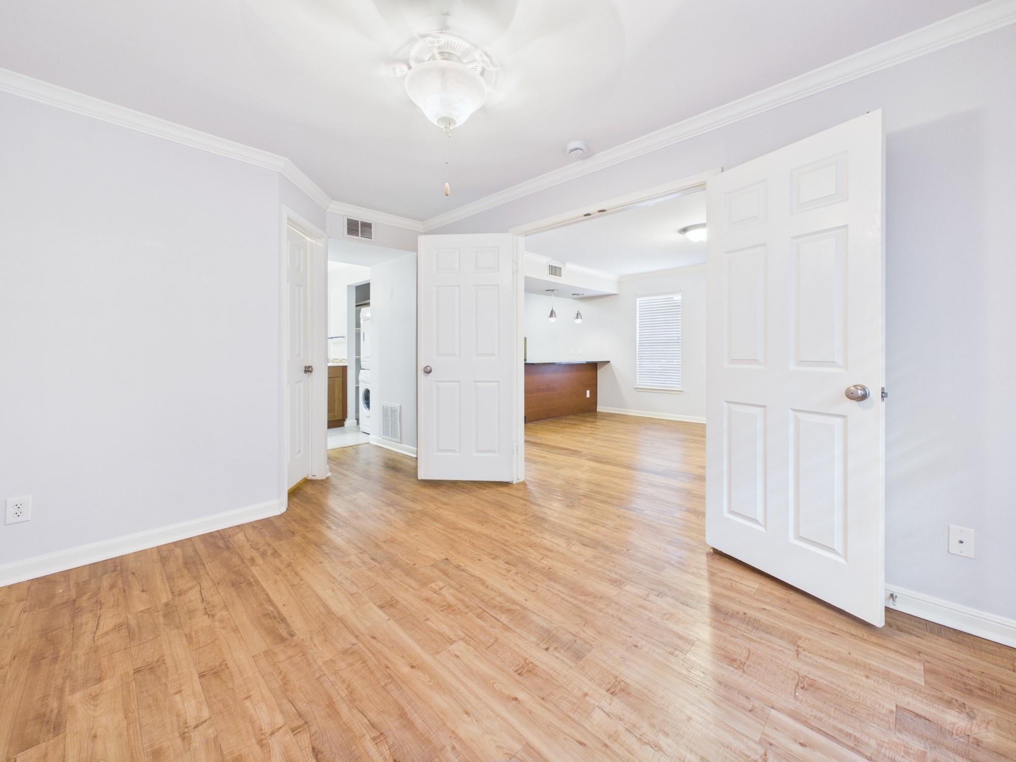 7685 Northcross Dr #500 Property Photo 4