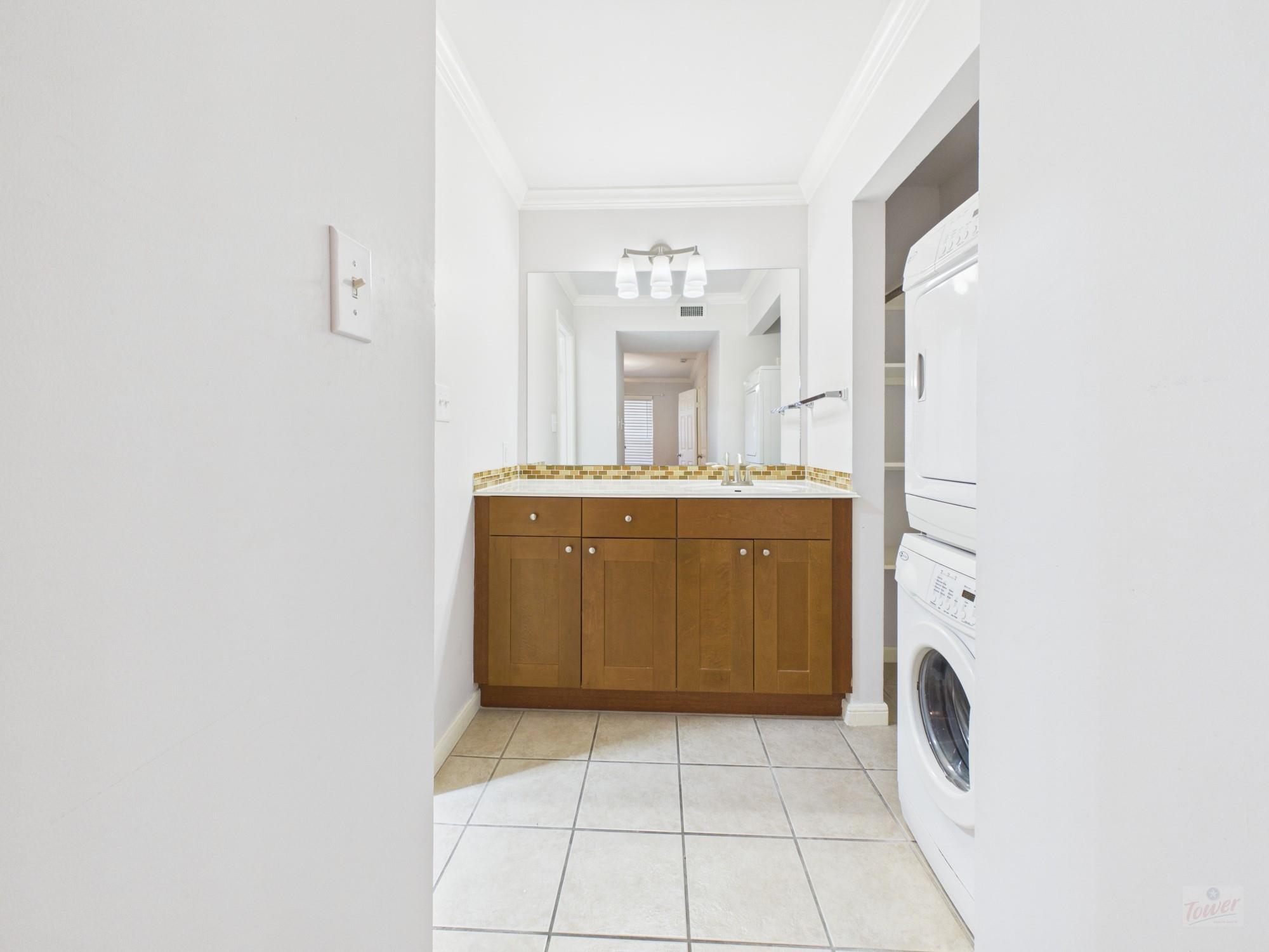 7685 Northcross Dr #500 Property Photo 8