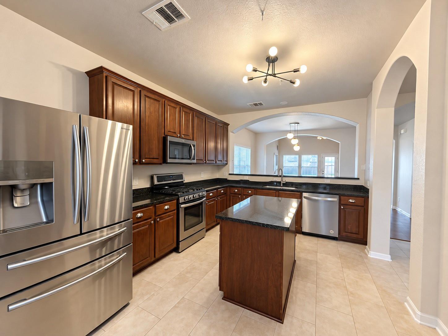 4517 Hees Ct Property Photo 8