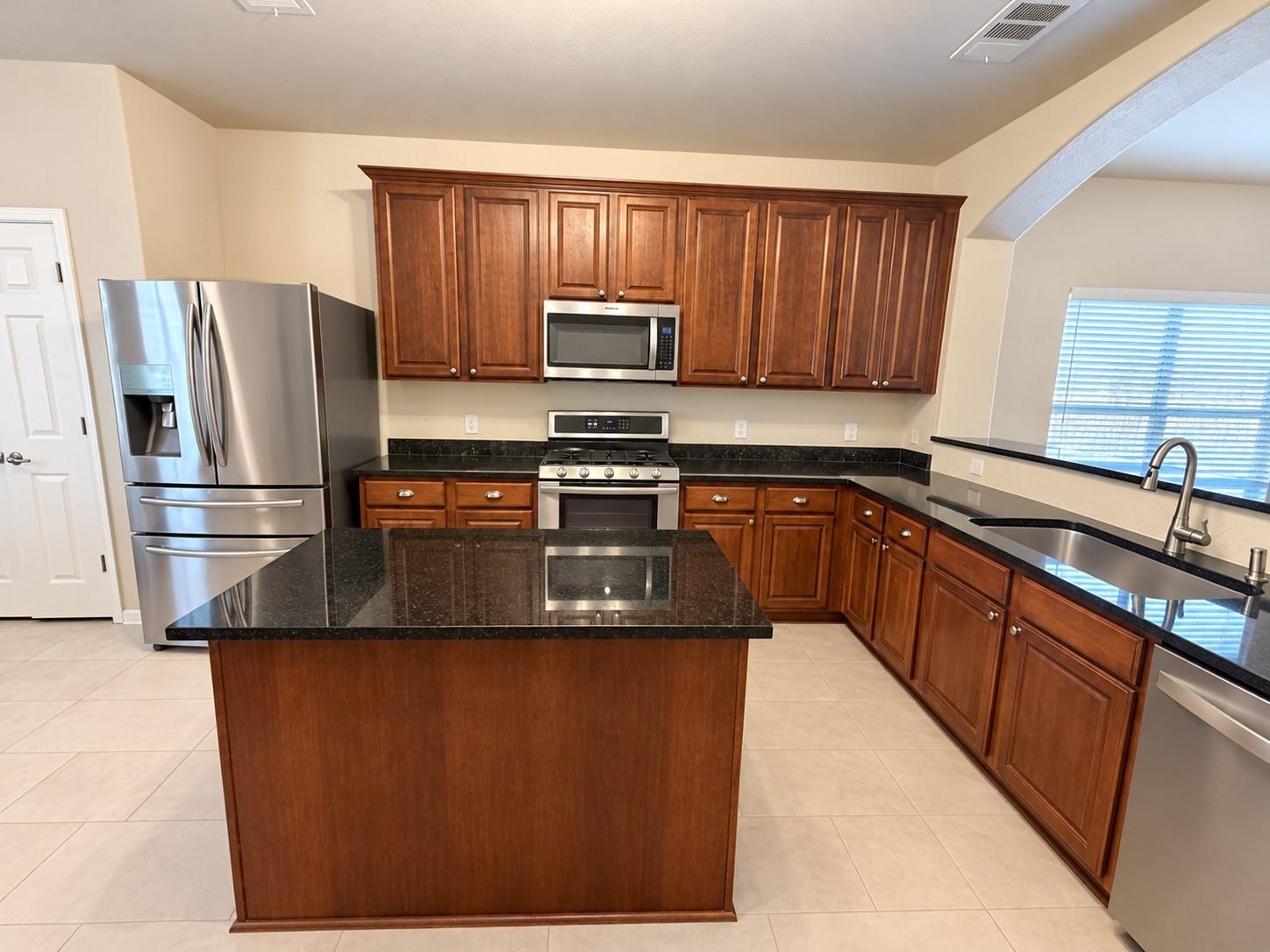 4517 Hees Ct Property Photo 9