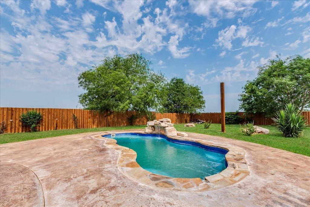 8330 Boenig Rd Property Photo