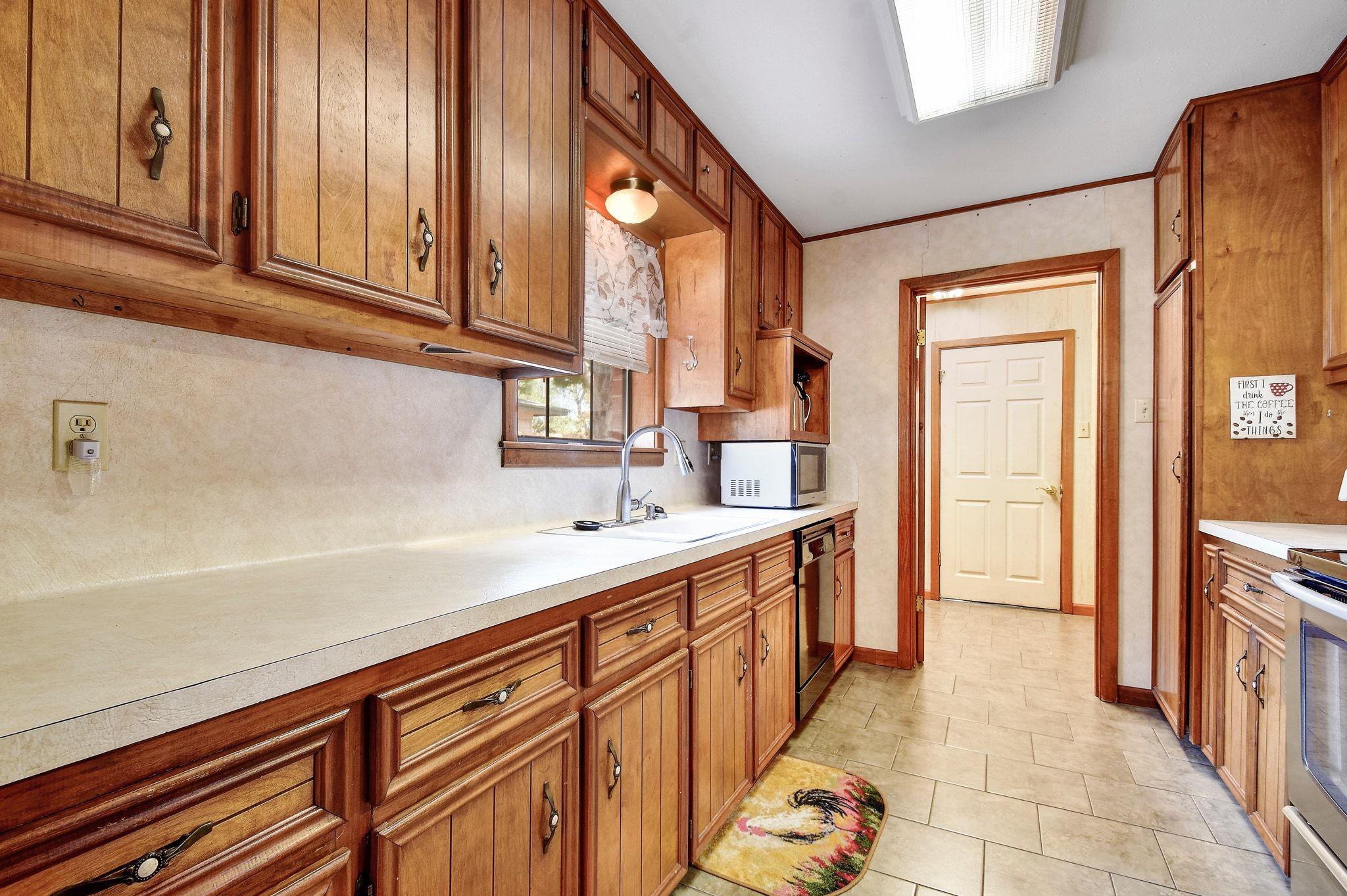 115 Ann St Property Photo 9