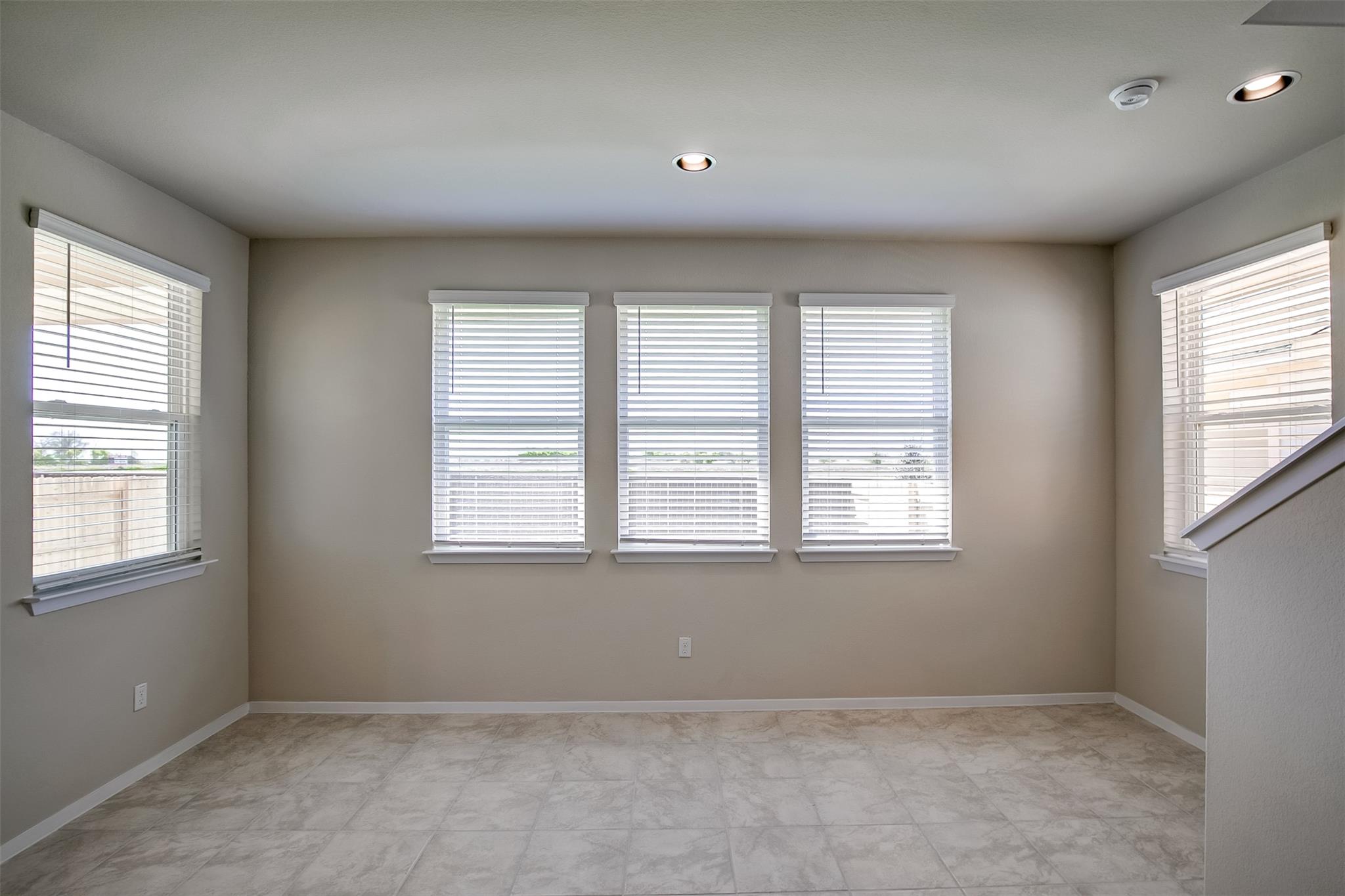 262 Delta Crst Property Photo 9