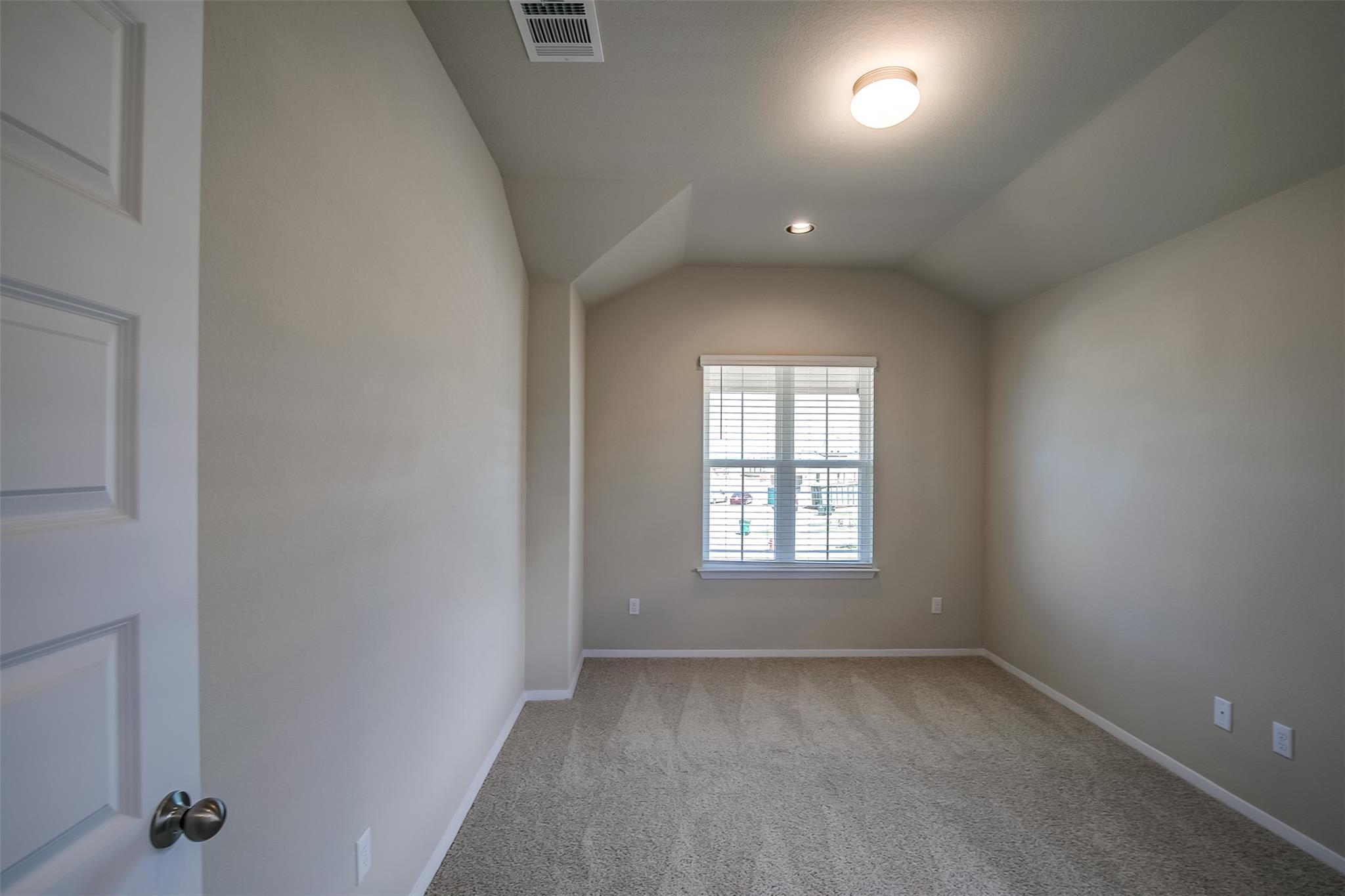 262 Delta Crst Property Photo 12