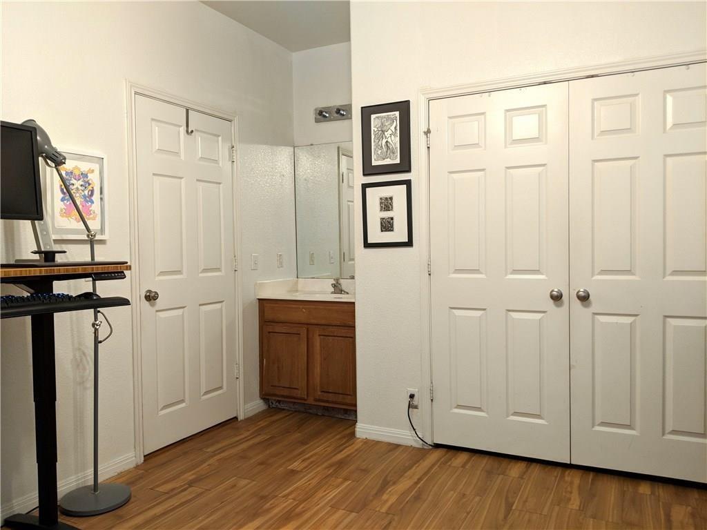 5501 Duval B St #b Property Photo 5