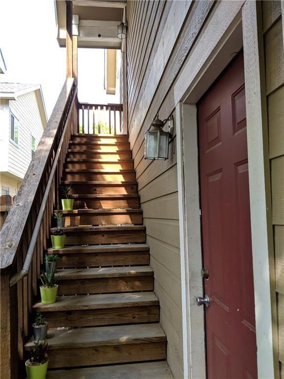5501 Duval B St #b Property Photo 13