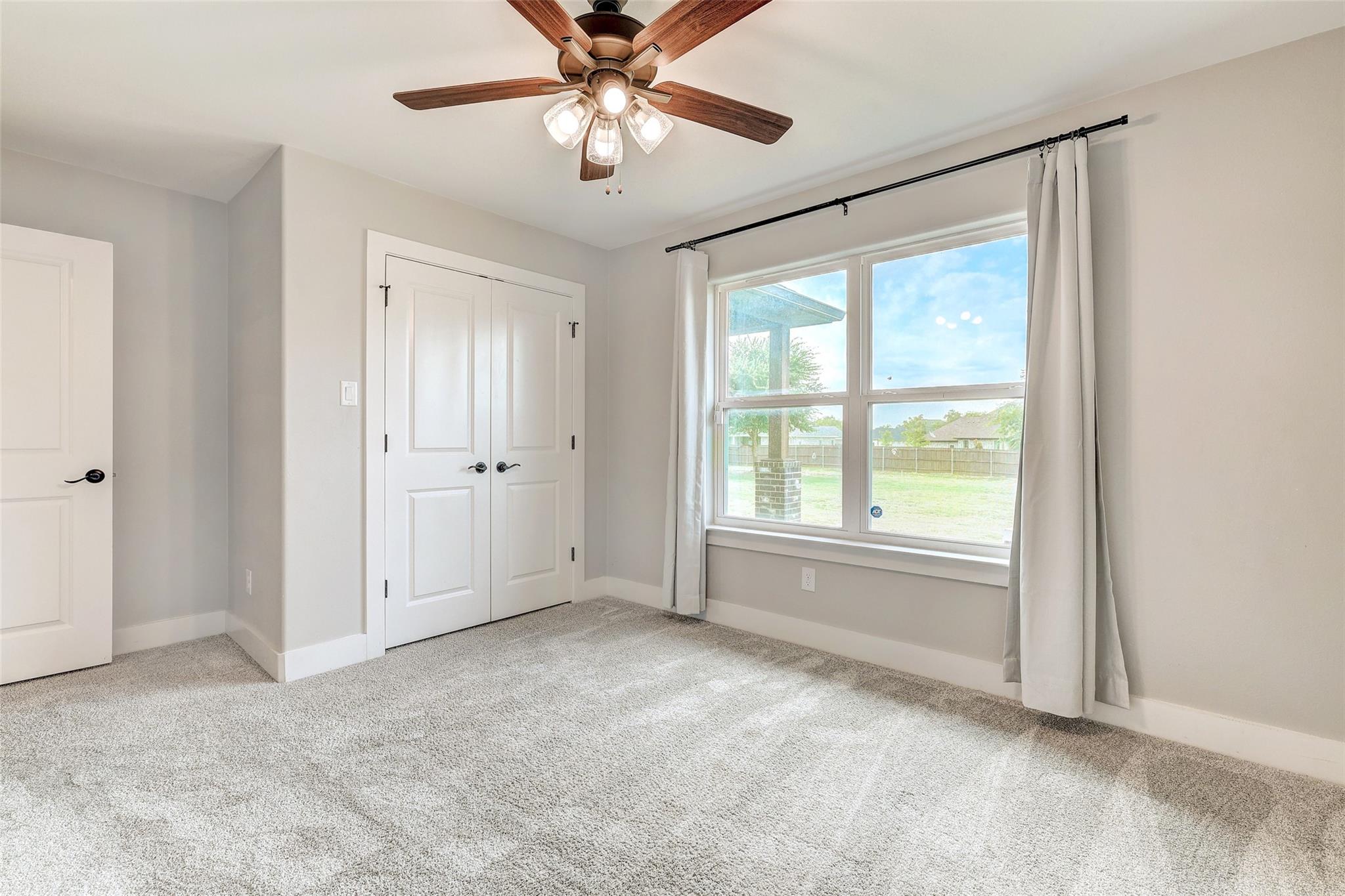 8213 Collins Creek Dr Property Photo 29