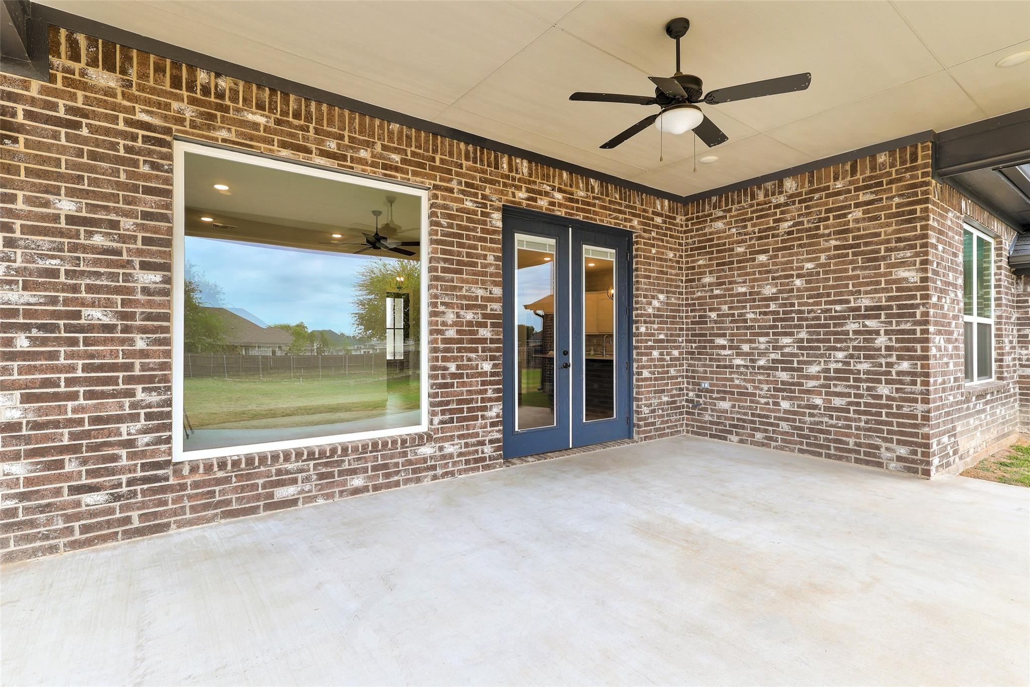 8213 Collins Creek Dr Property Photo 30