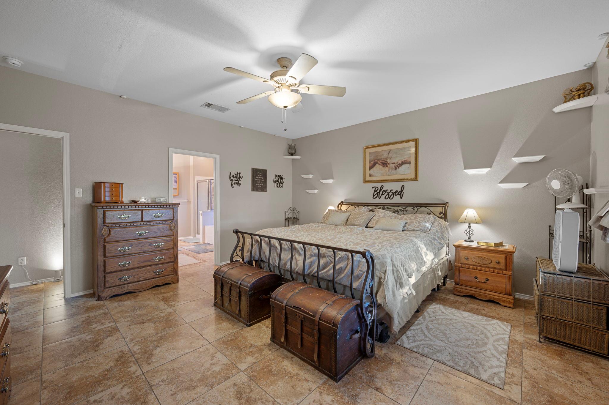 17813 Floribundas Ln Property Photo 14