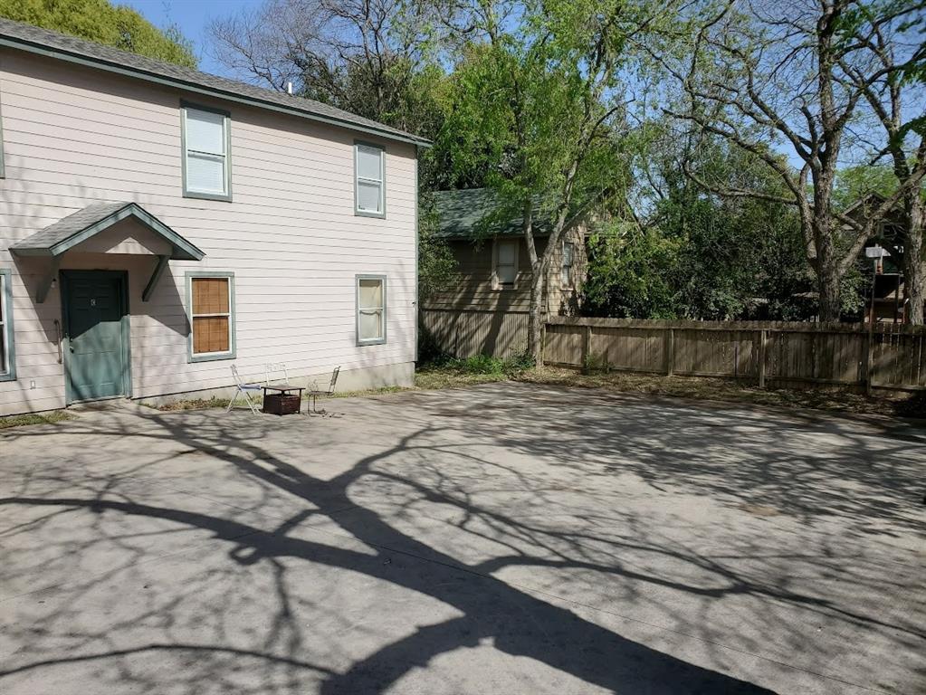 519 W Hutchison St #c Property Photo 14