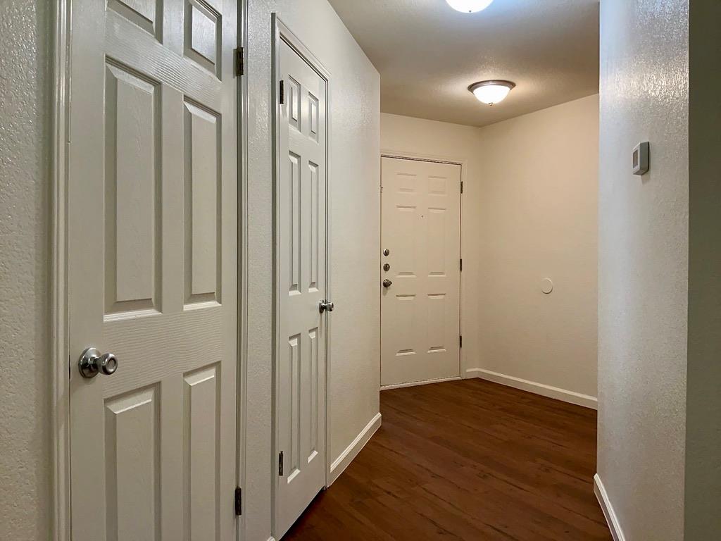 1102 Leah Ln Property Photo 3