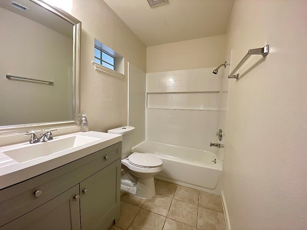 1102 Leah Ln Property Photo 14