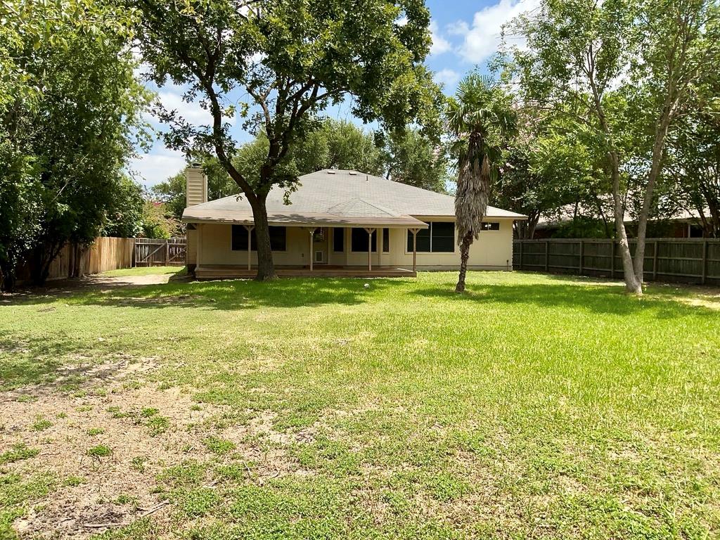 1102 Leah Ln Property Photo 20