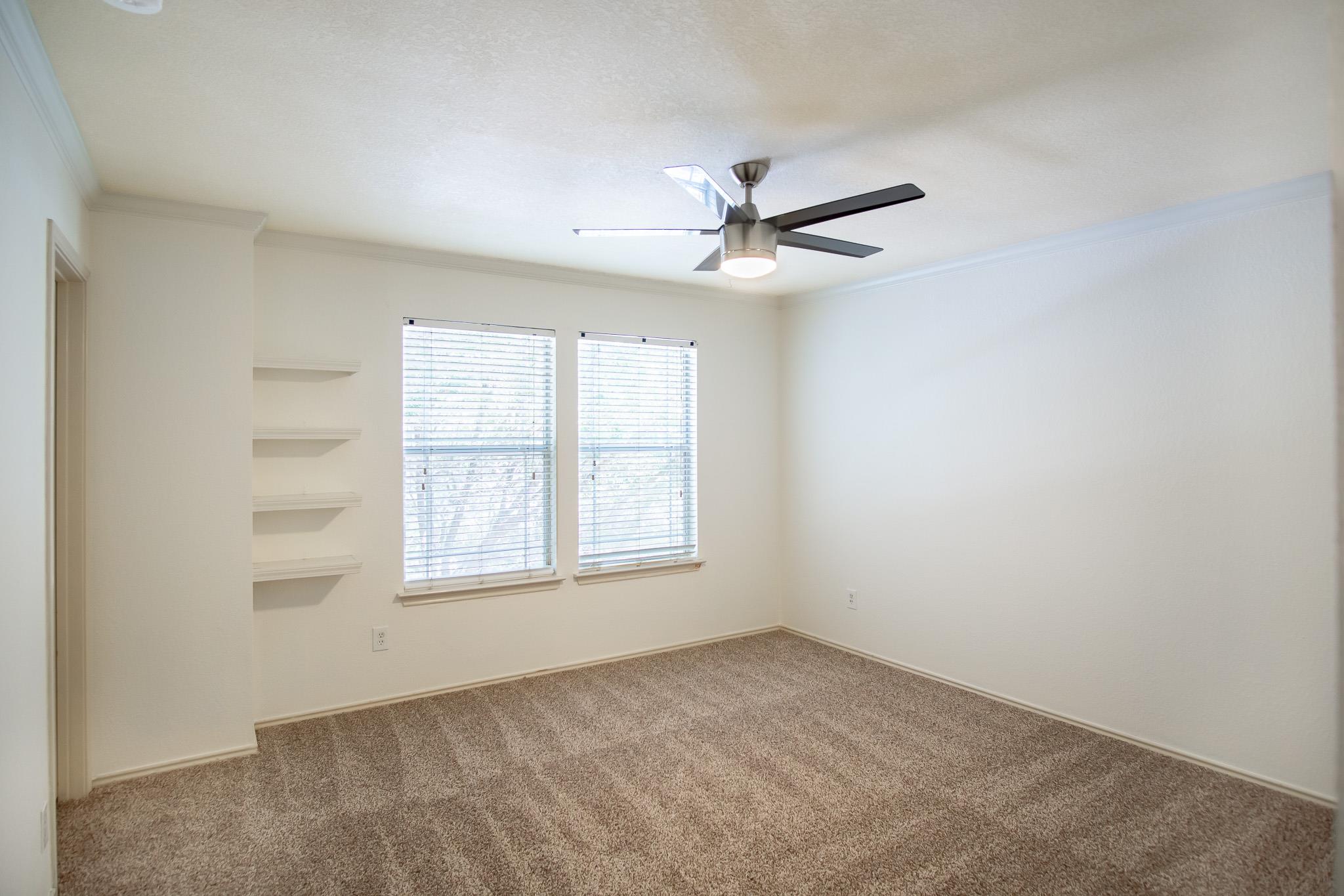 9312 Rowlands Sayle Rd Property Photo 5