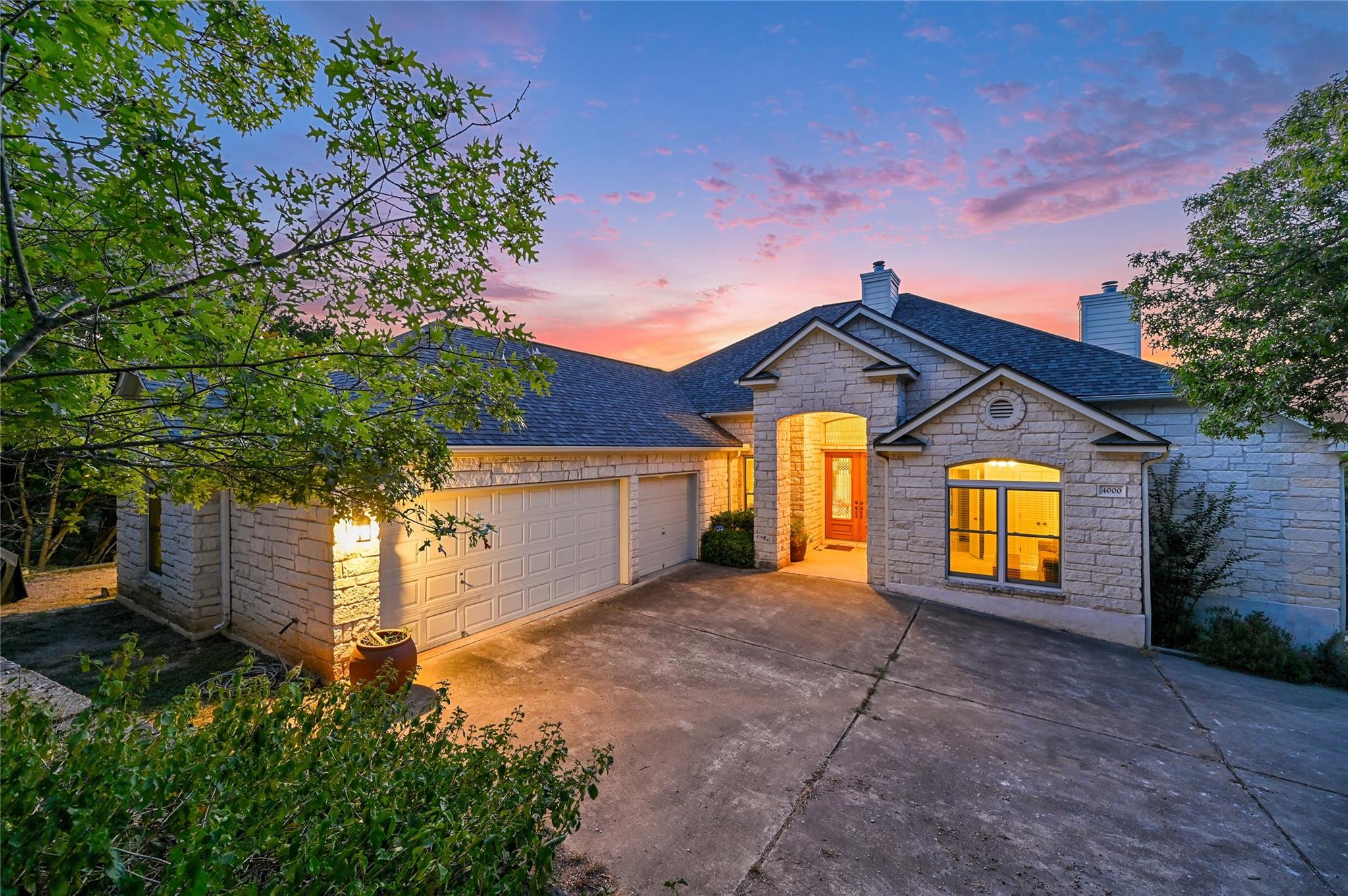 4000 Red Bird Trl Property Photo 1