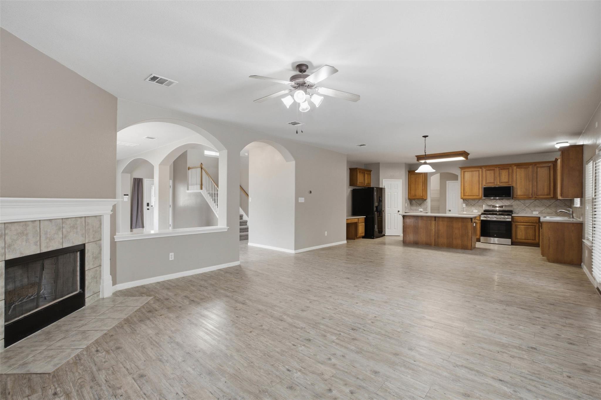 2302 Brookhollow Ter Property Photo 17