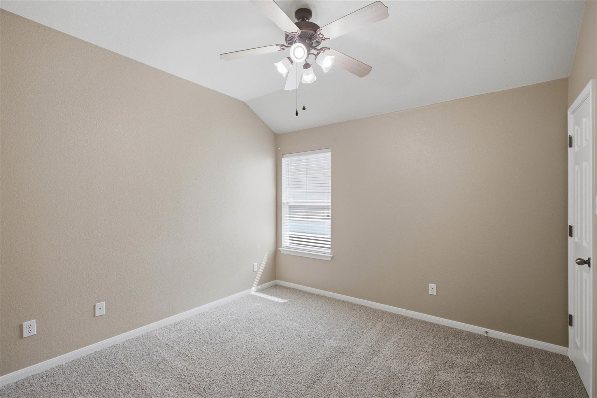 2302 Brookhollow Ter Property Photo 26