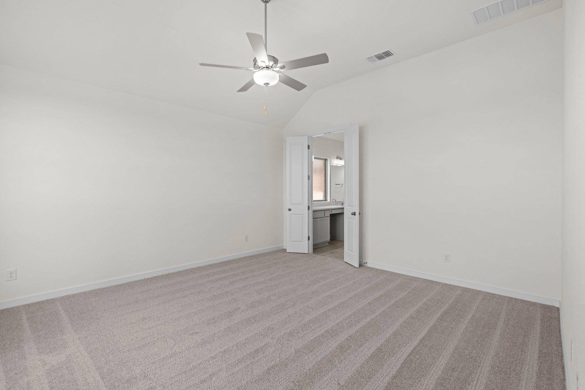 401 Raleigh Dr Property Photo 21