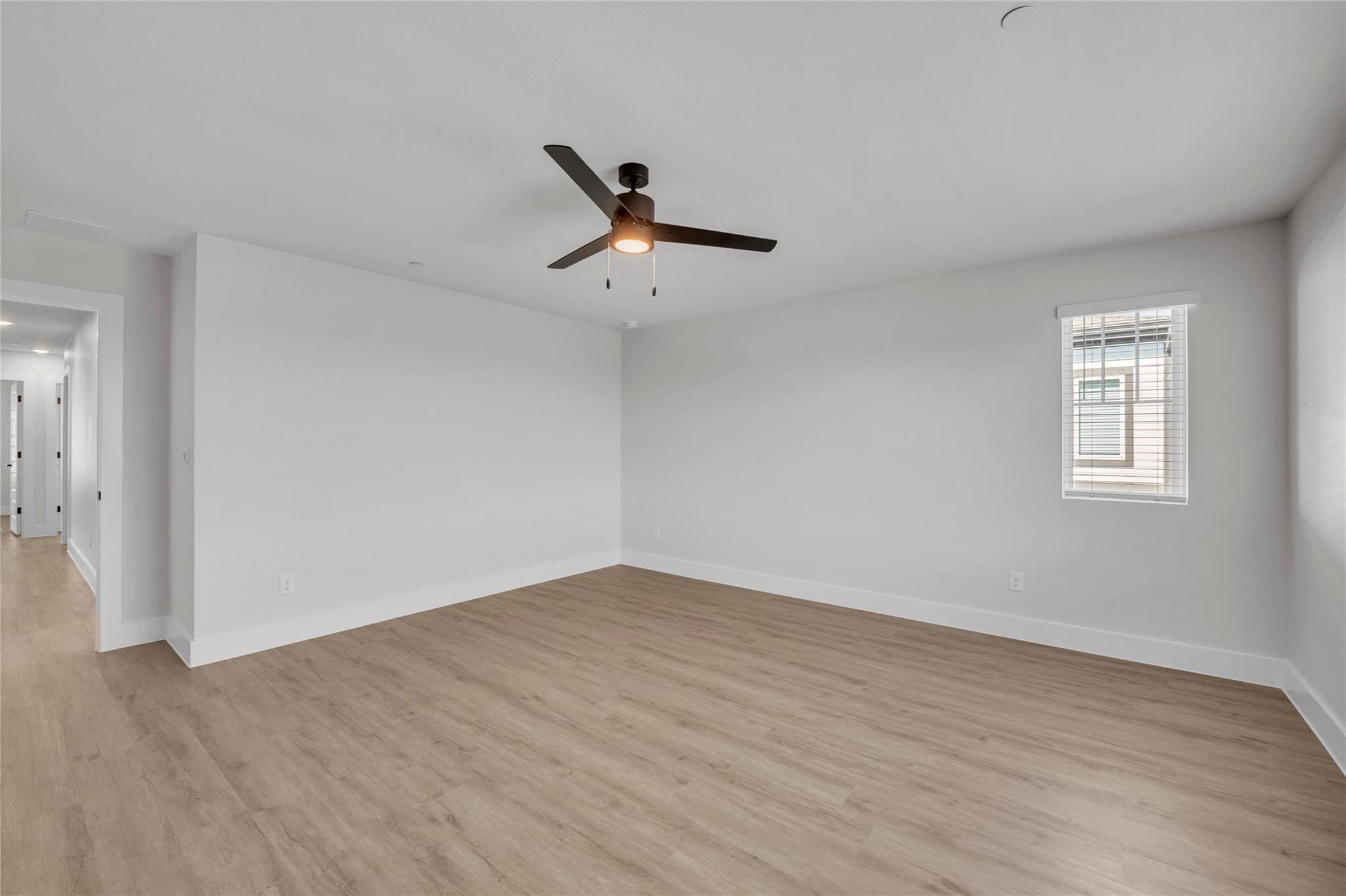 9317 Curious Squirrel St Property Photo 12