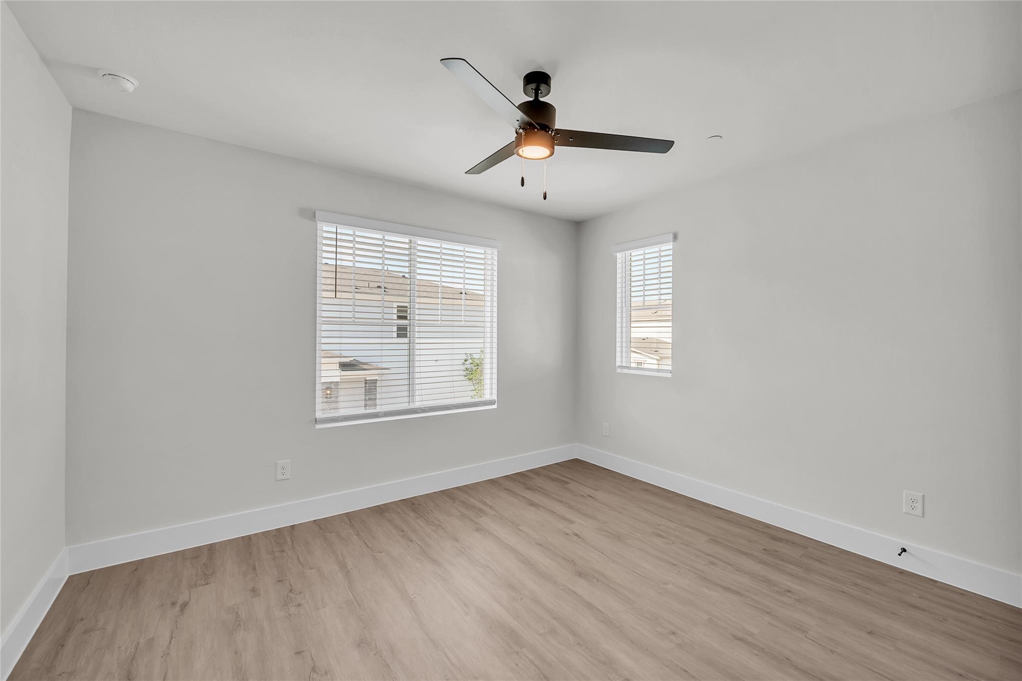 9317 Curious Squirrel St Property Photo 19