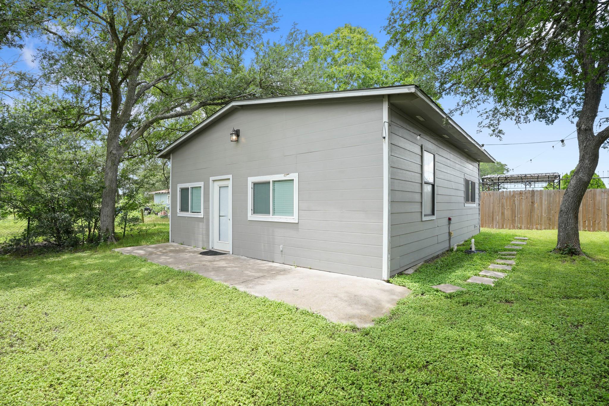 9725 Bock Rd Property Photo 29