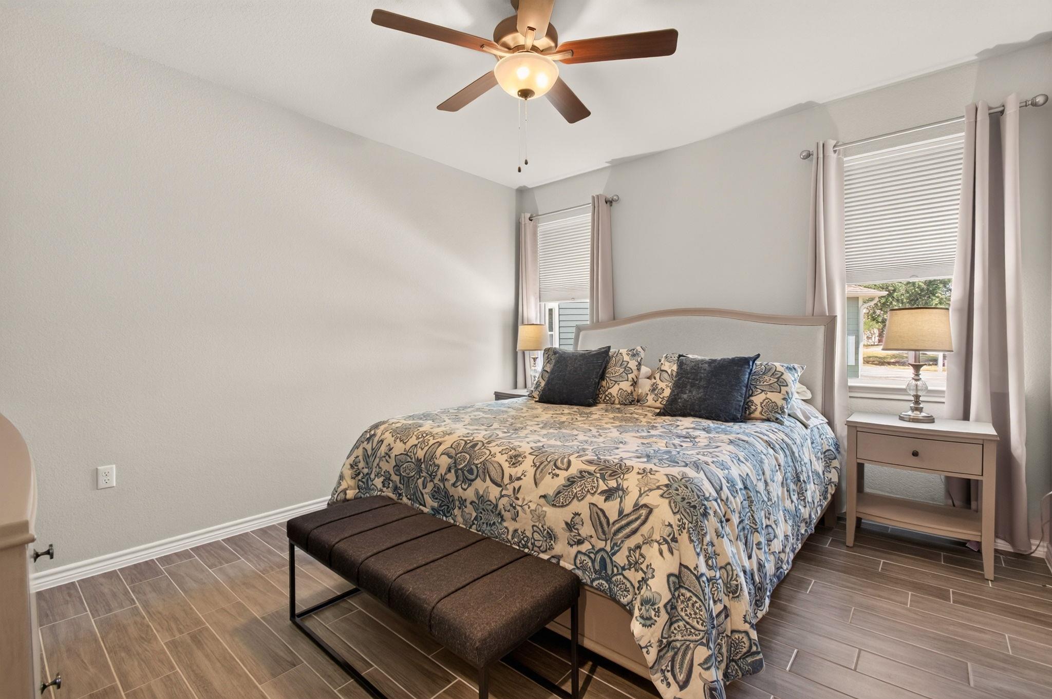 105 Harborside Dr #102 Property Photo 16