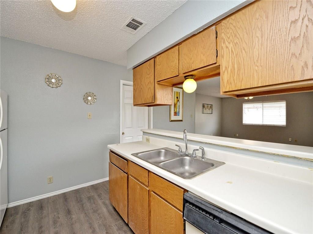 5809 Spring Meadow Rd #b Property Photo 8