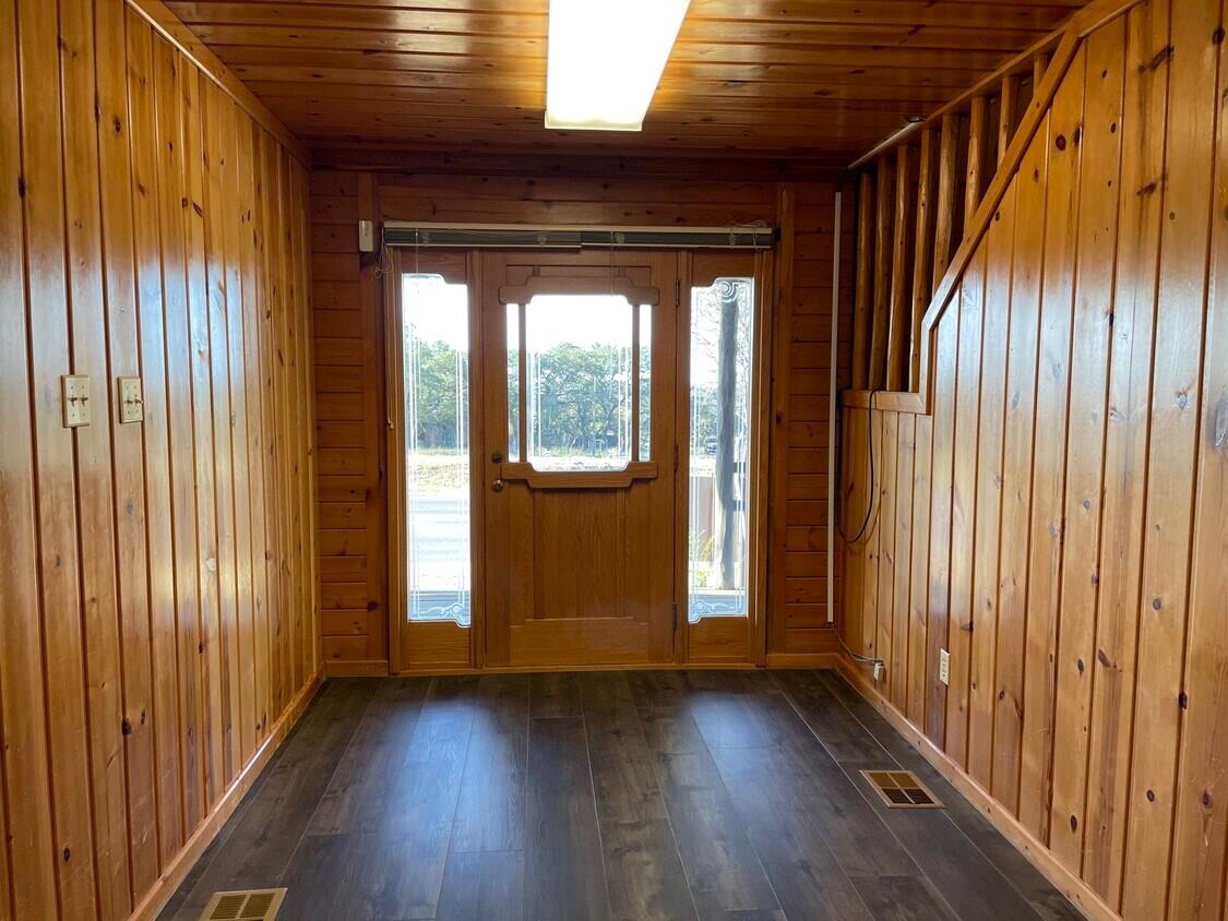 4225 E Highway 290 None Property Photo 17