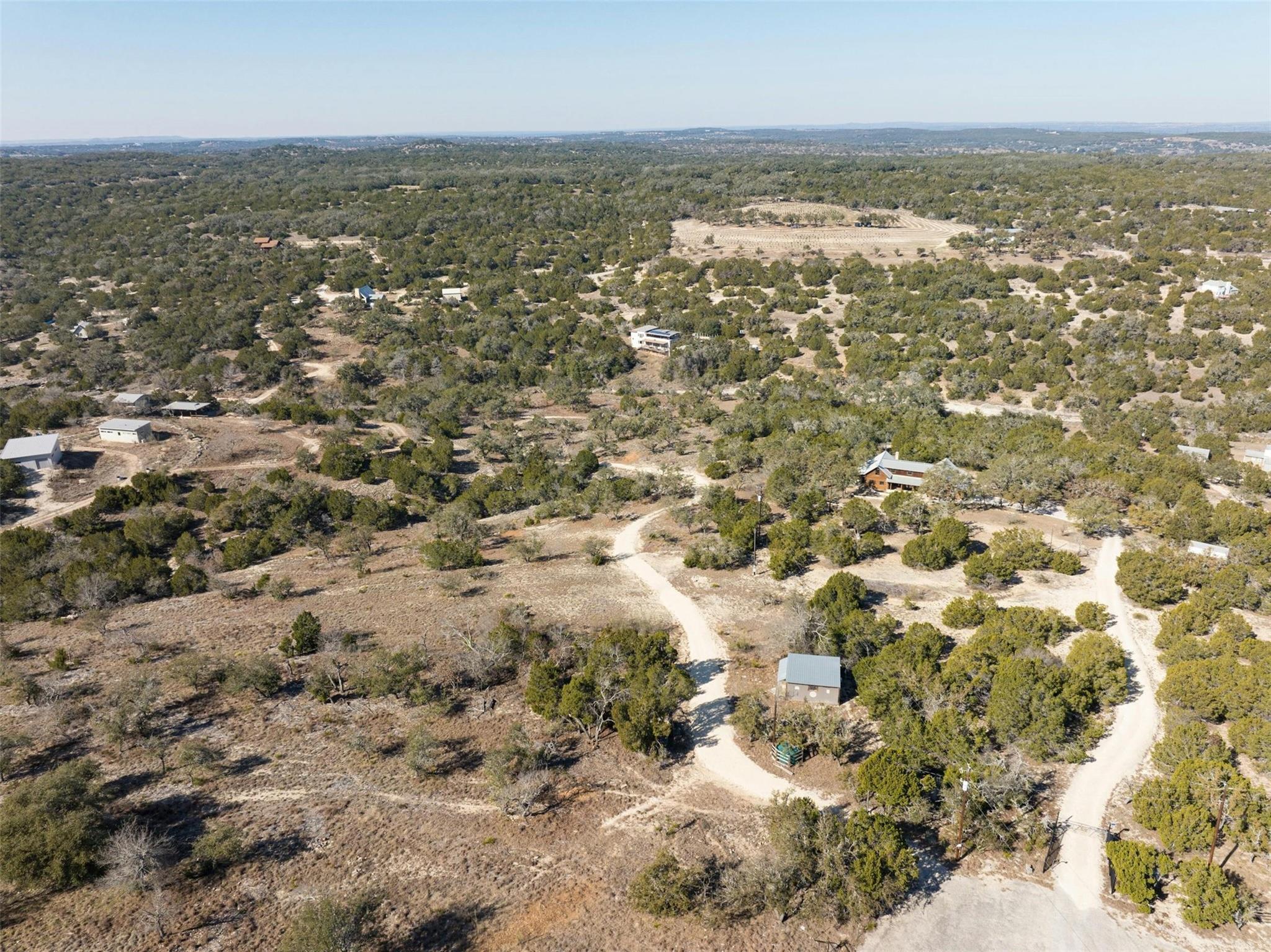 141 Hill Cv Property Photo 8