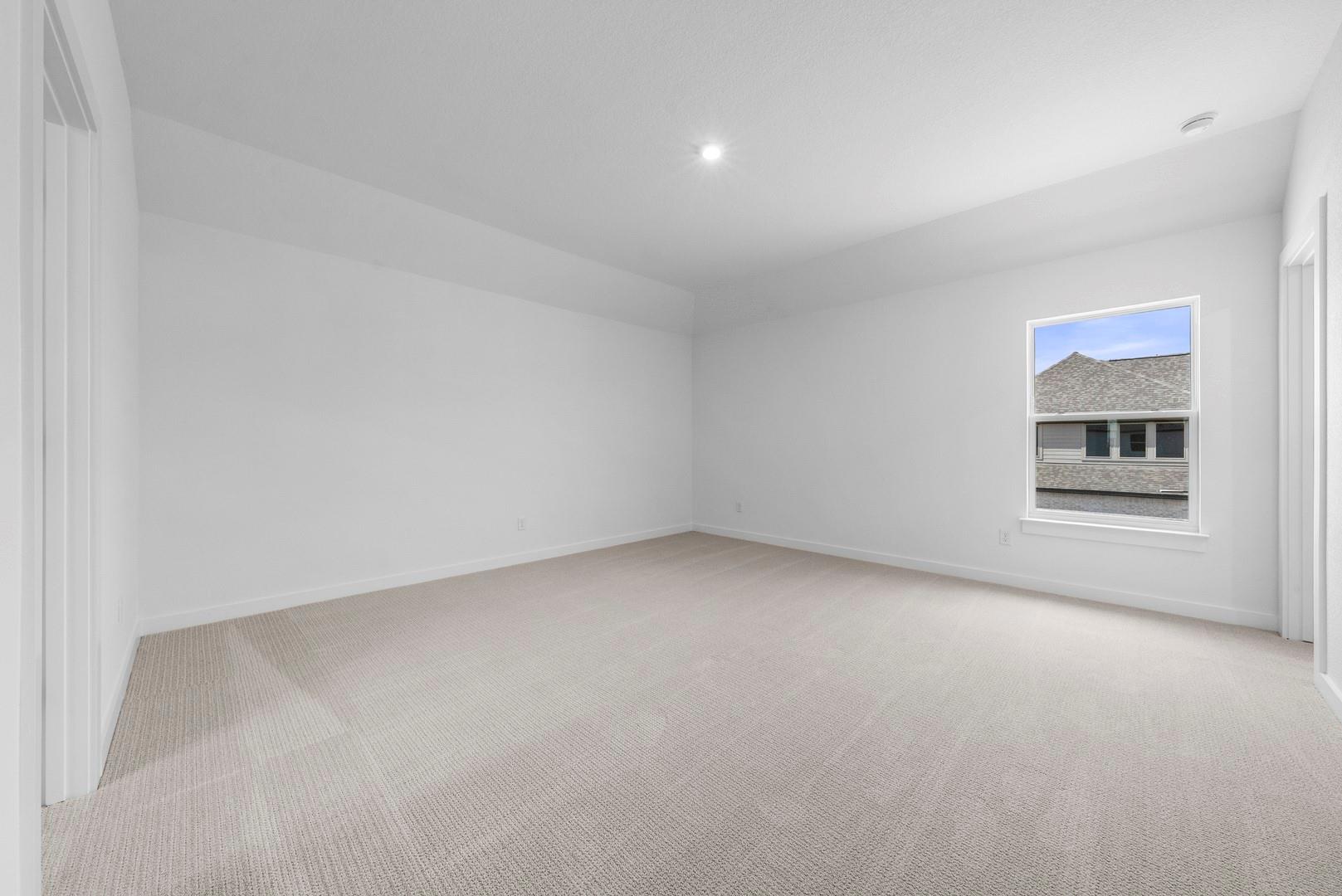 221 Maton Way Property Photo 6