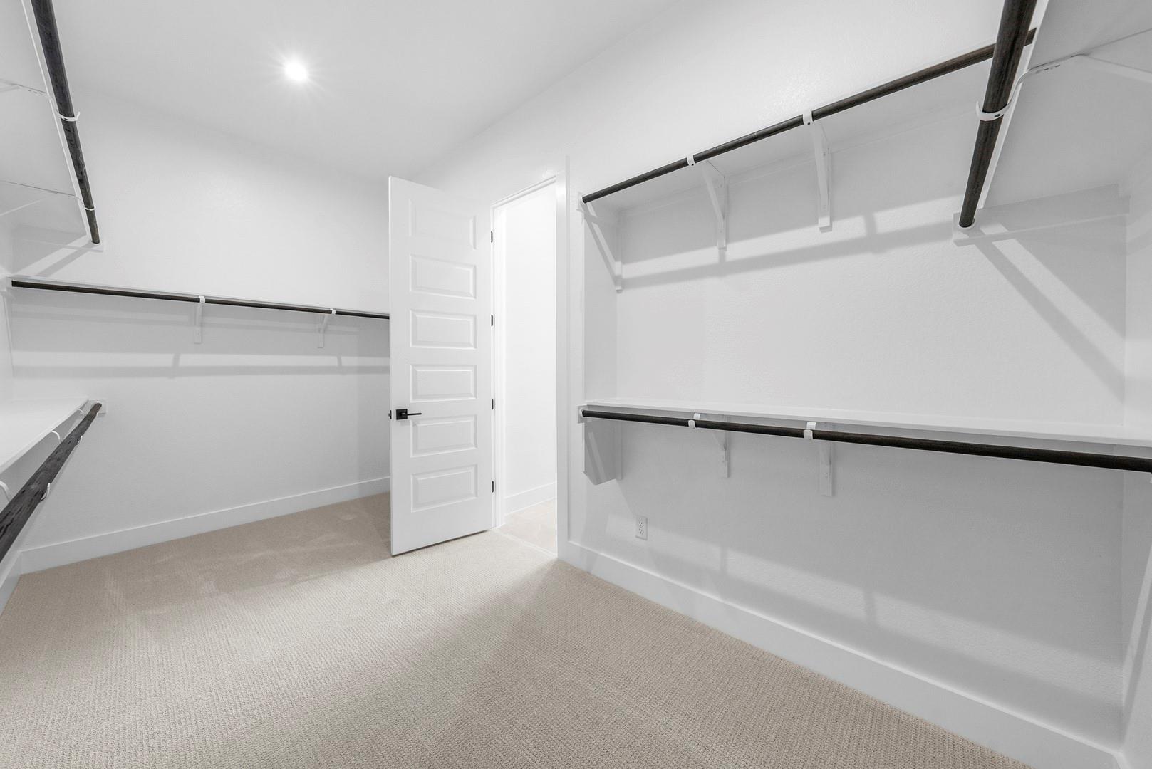 221 Maton Way Property Photo 11