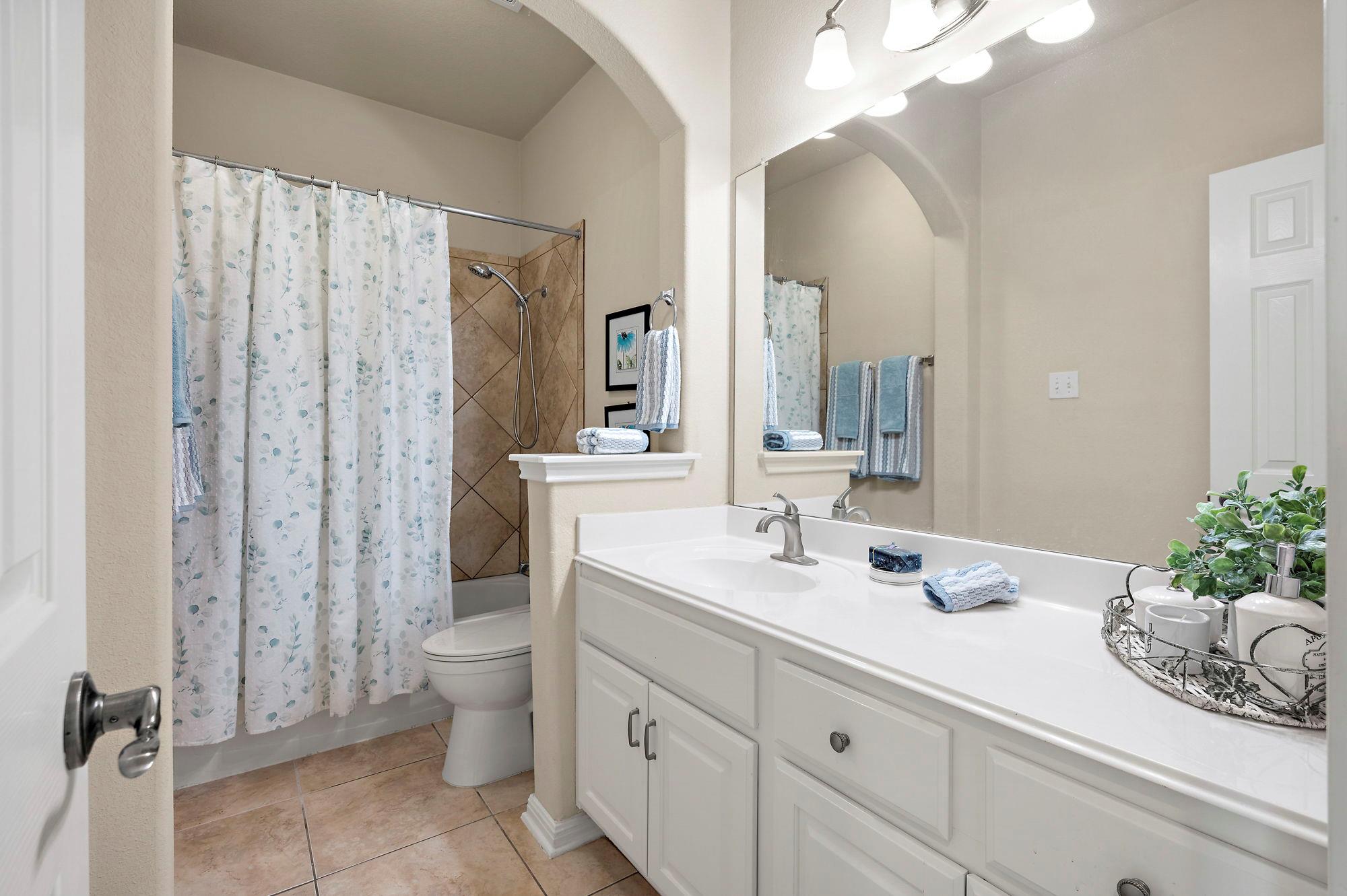 9729 Spanish Wells Dr Property Photo 31
