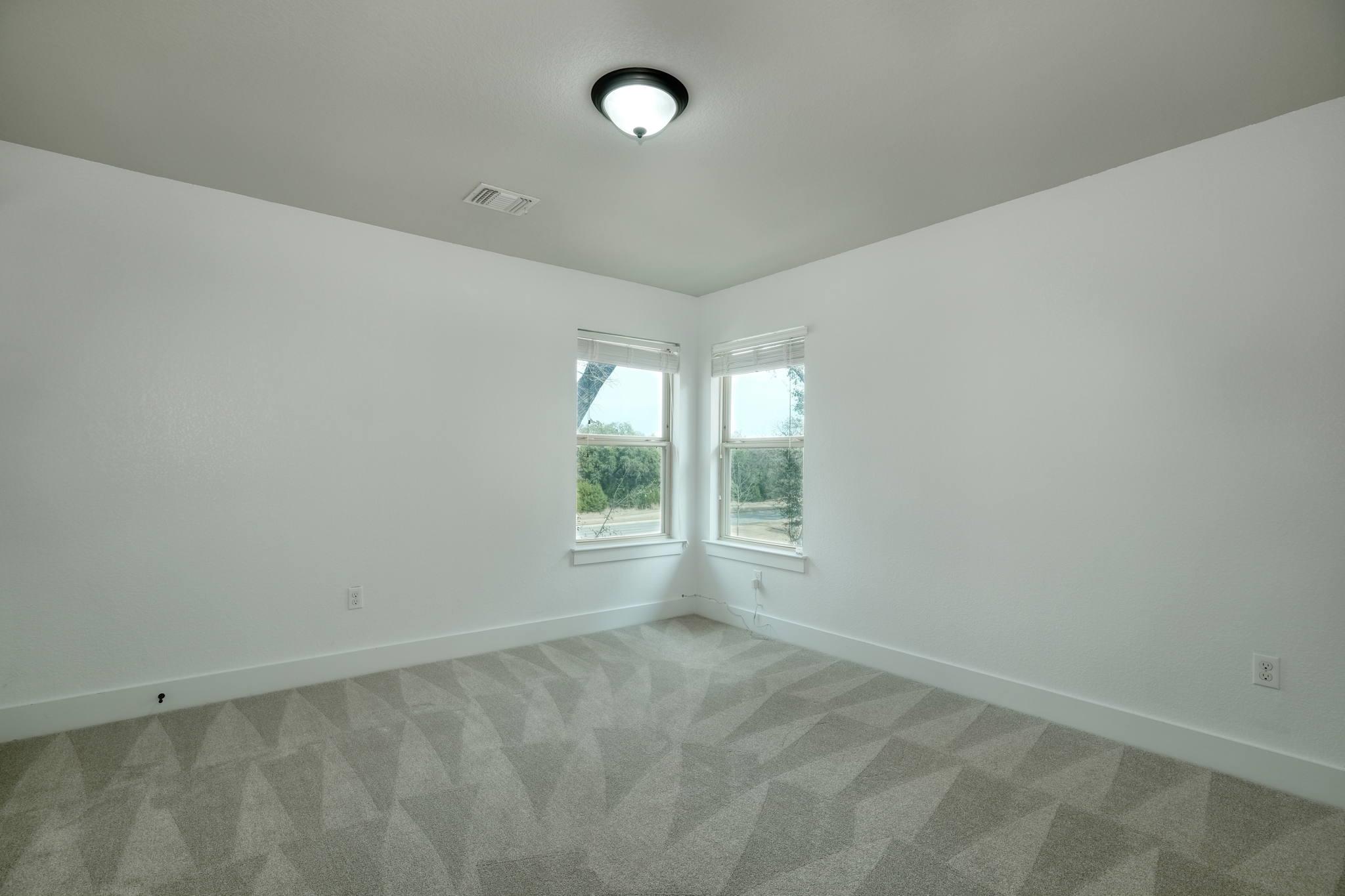 11233 Avery Station Loop Property Photo 8