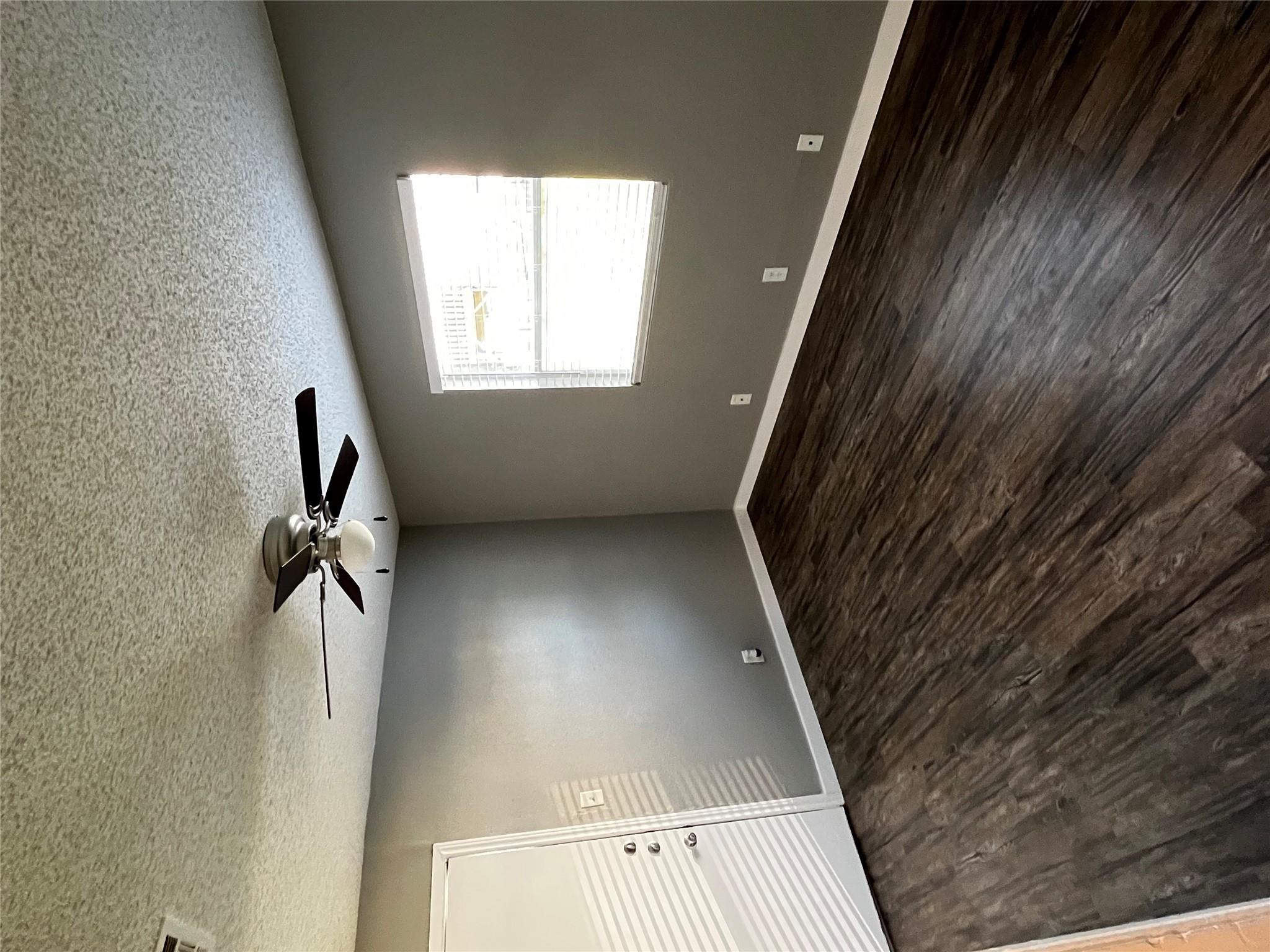 2306 Cedrick Cv #b Property Photo 11
