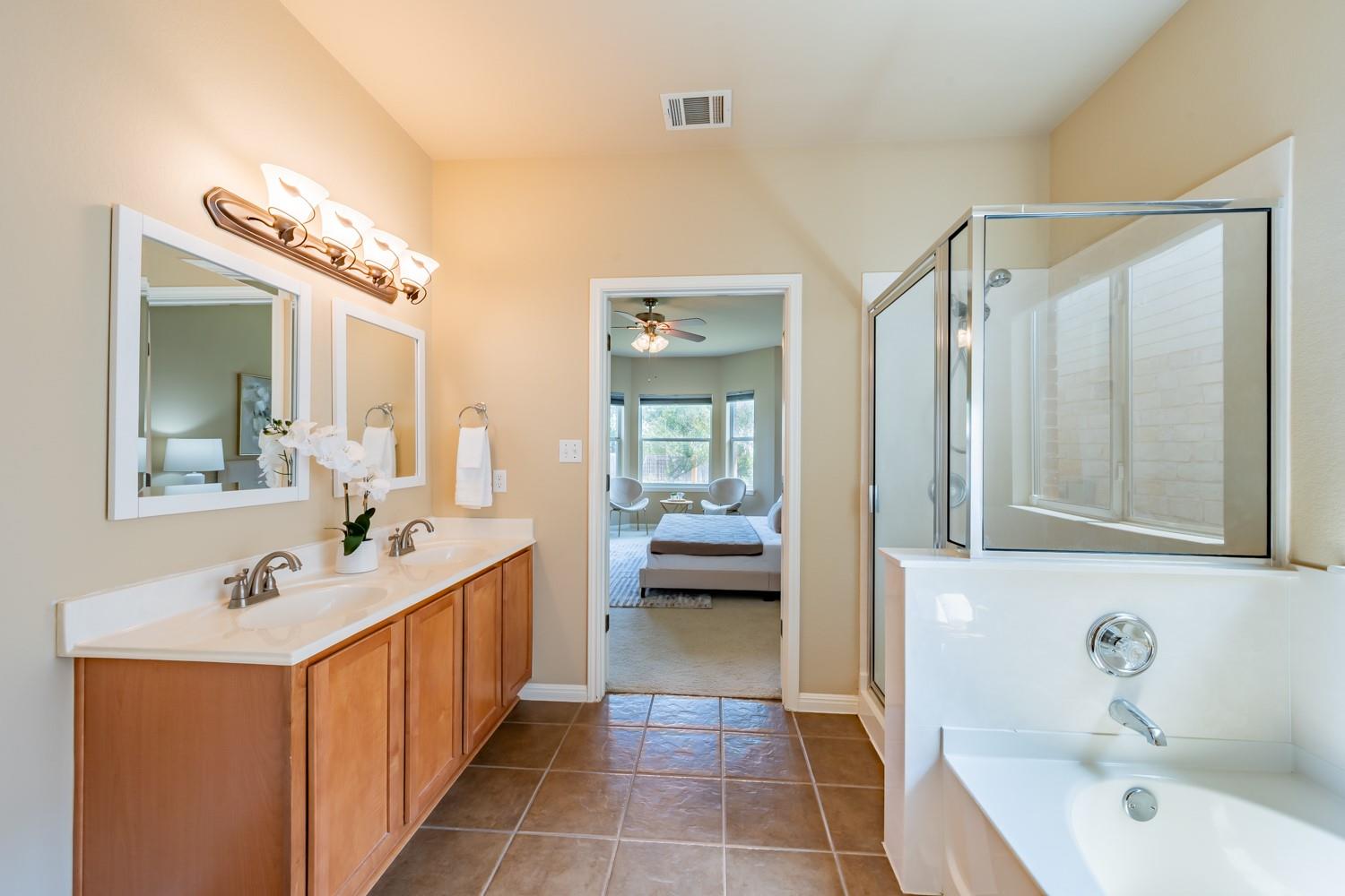 9609 Castle Pines Dr Property Photo 28