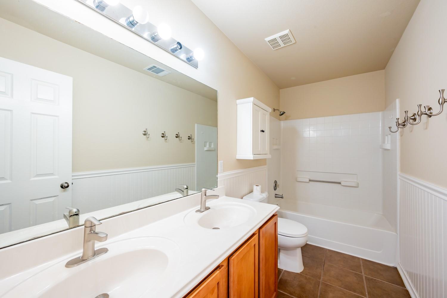 9609 Castle Pines Dr Property Photo 35