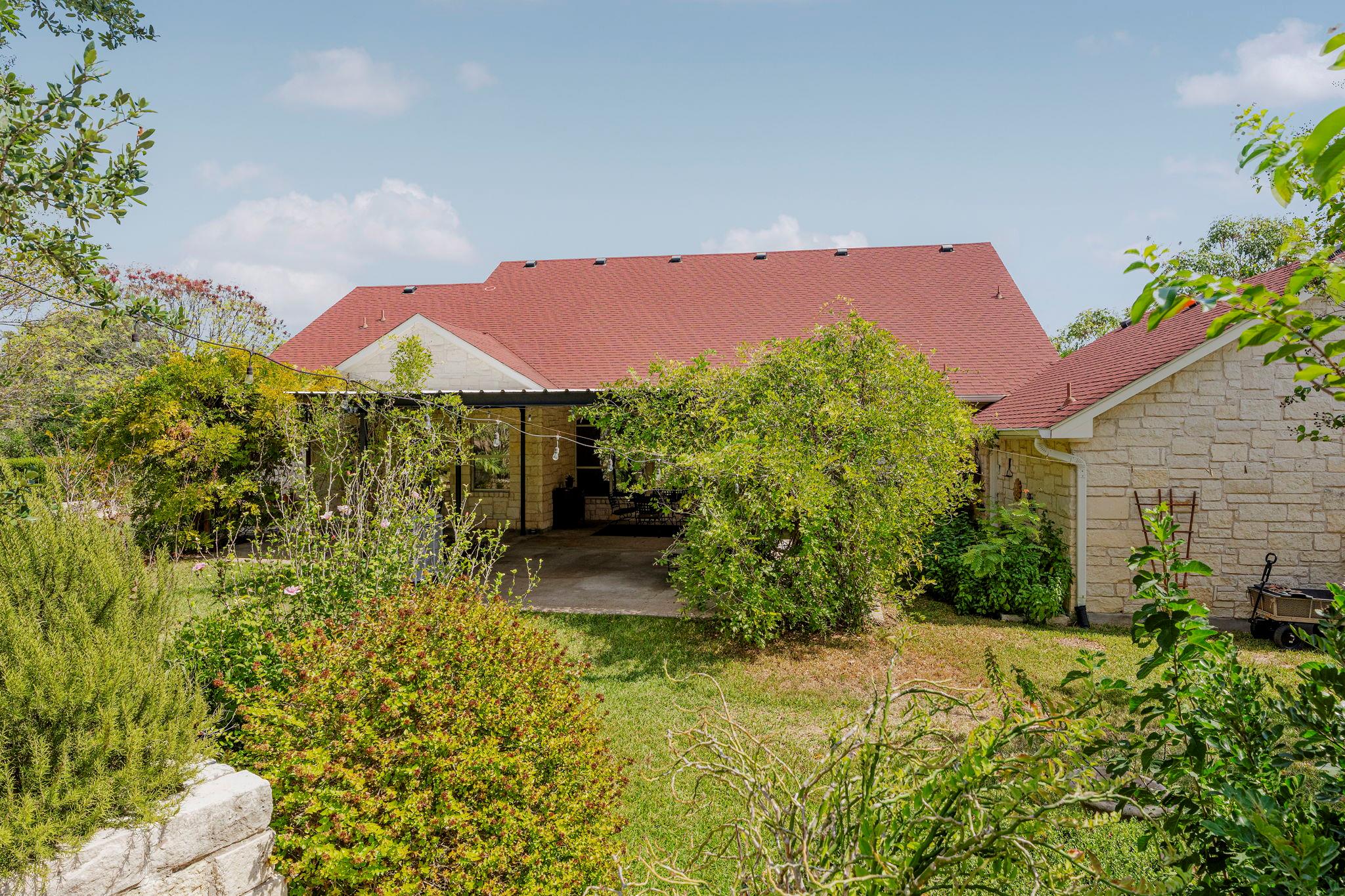 15420 Fox Run Dr Property Photo 35