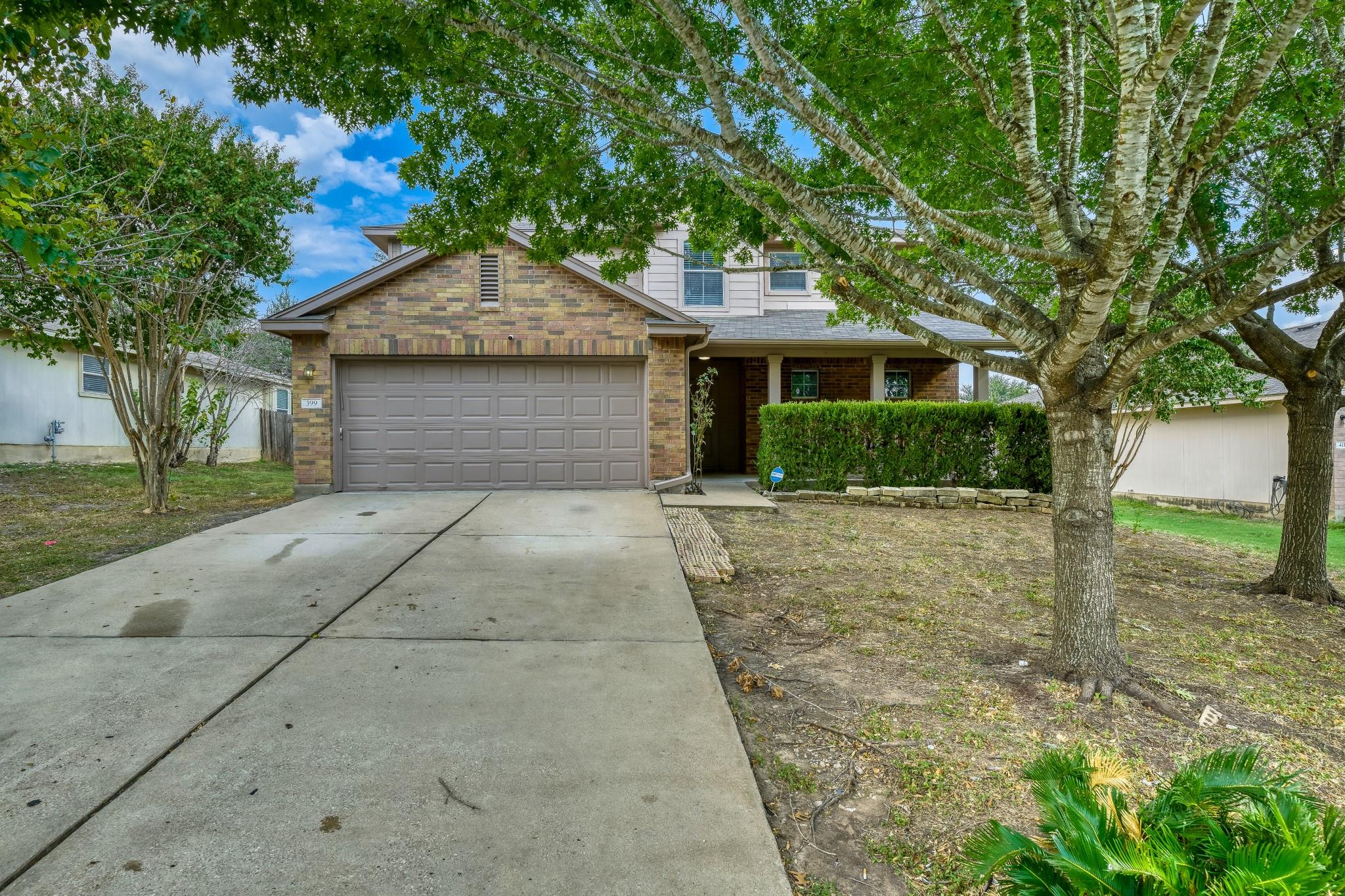 399 Paddington Dr Property Photo 1
