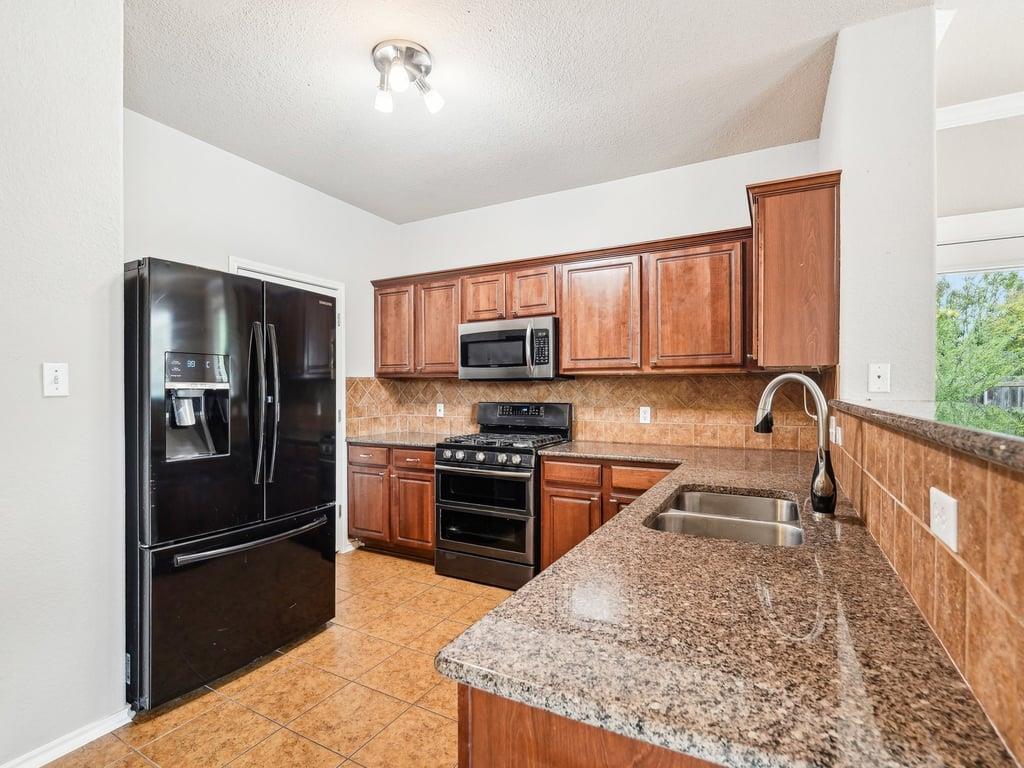 1700 Strobel Ln Property Photo 7