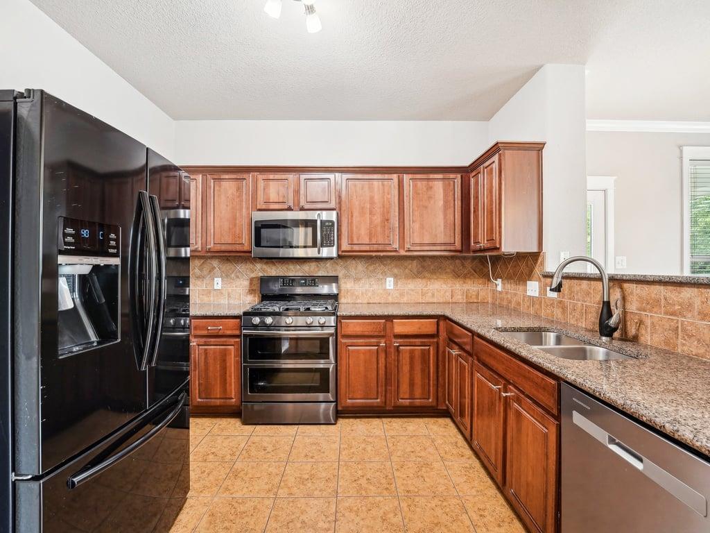 1700 Strobel Ln Property Photo 8
