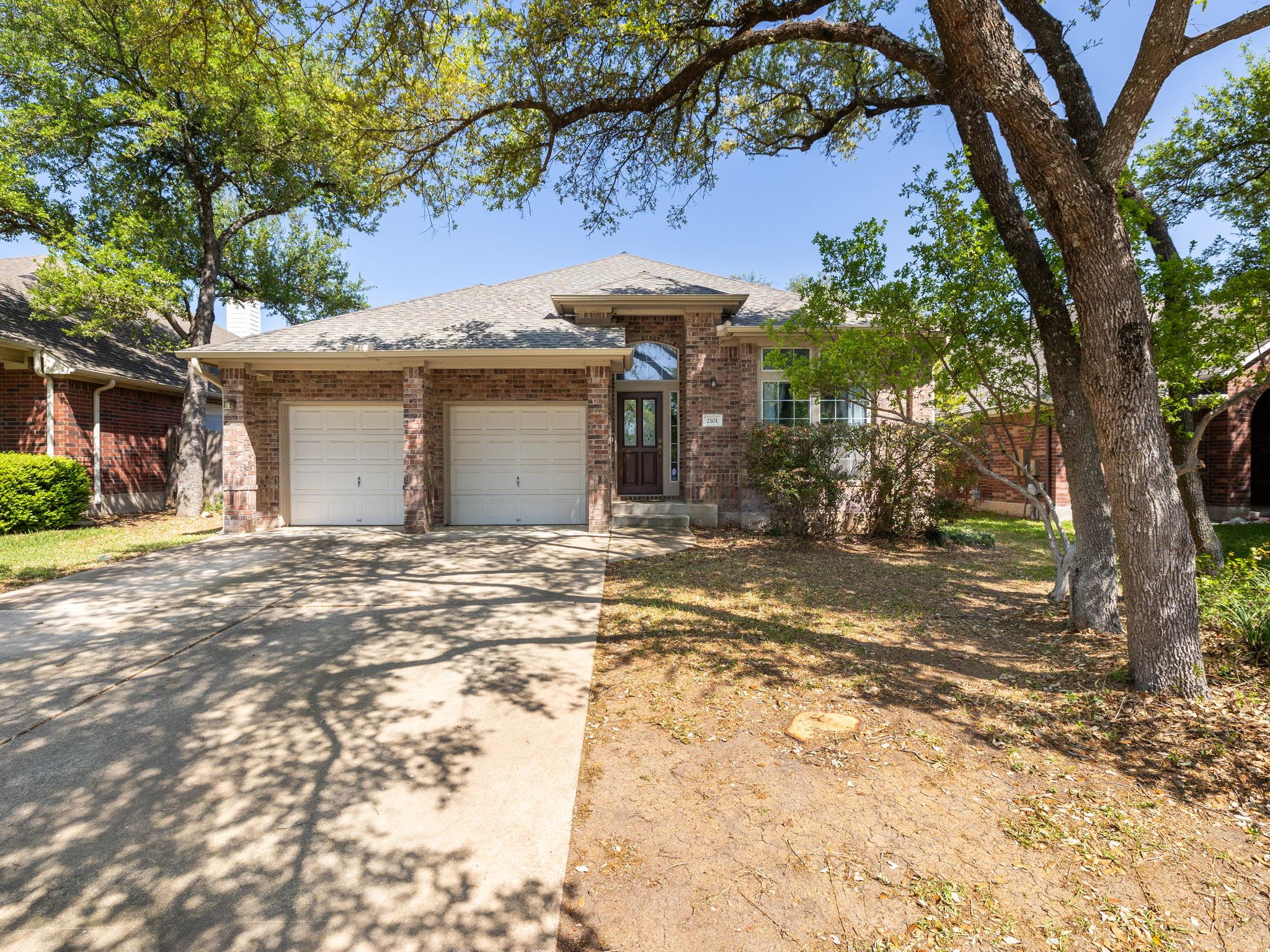 2101 Burnie Bishop Pl Property Photo 1