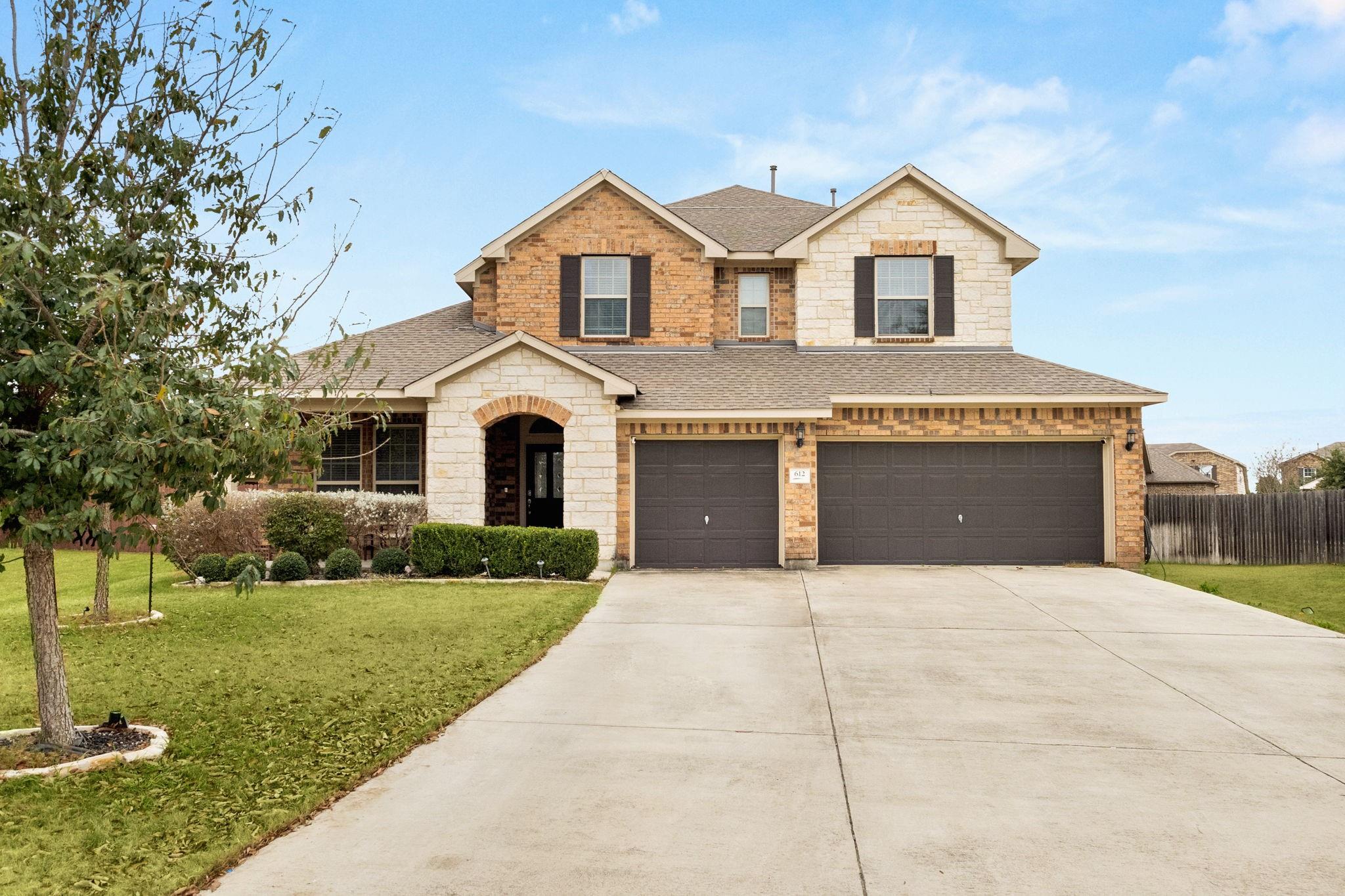 612 Ridgemeadow Dr Property Photo