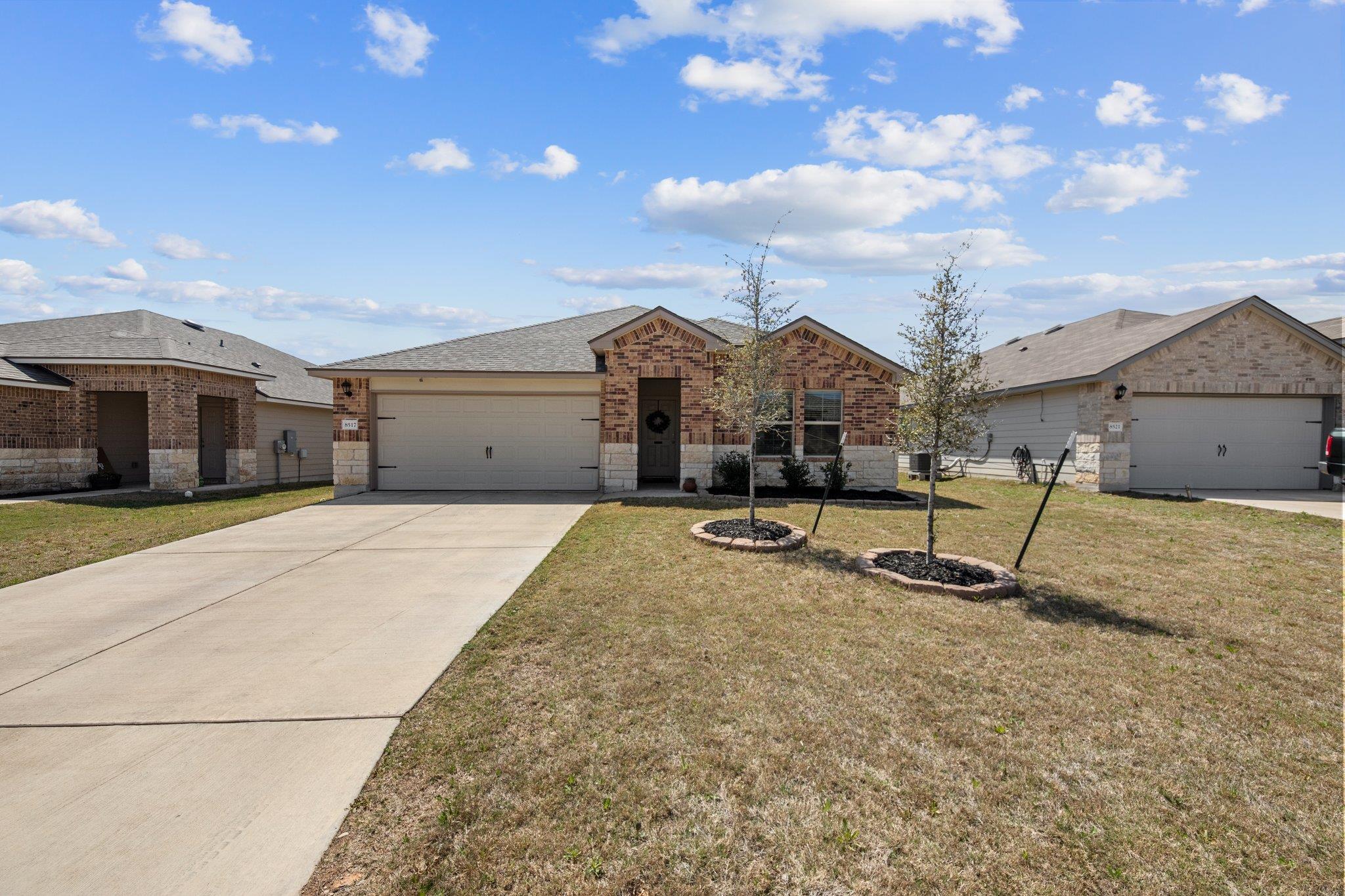 8517 Cantera Ridge RD Property Photo 1