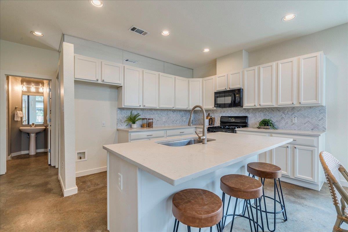 2811 Hardeman St #b Property Photo 9